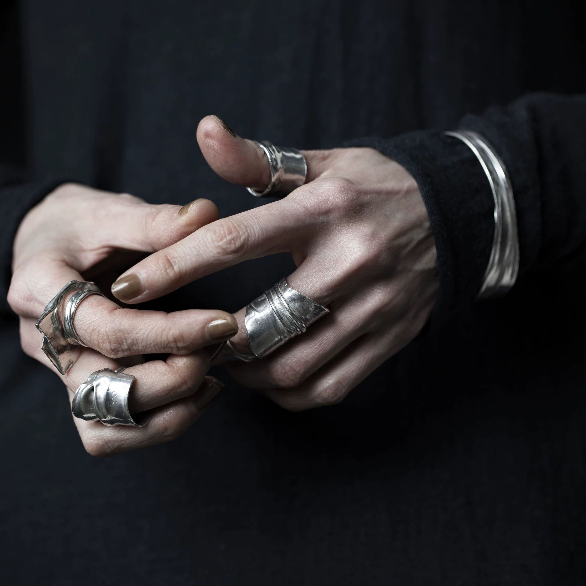 Uma Wang Detaj x Uma Wang Mirror-Finish Folded Silver Ring Size ONE SIZE - 4 Thumbnail