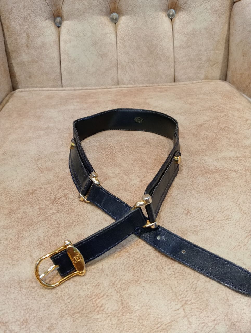 Gucci VINTAGE GUCCI LEATHER BELT WITH GOLD-TONE BUCKLE SIZE 70 Size ONE SIZE - 9 Thumbnail