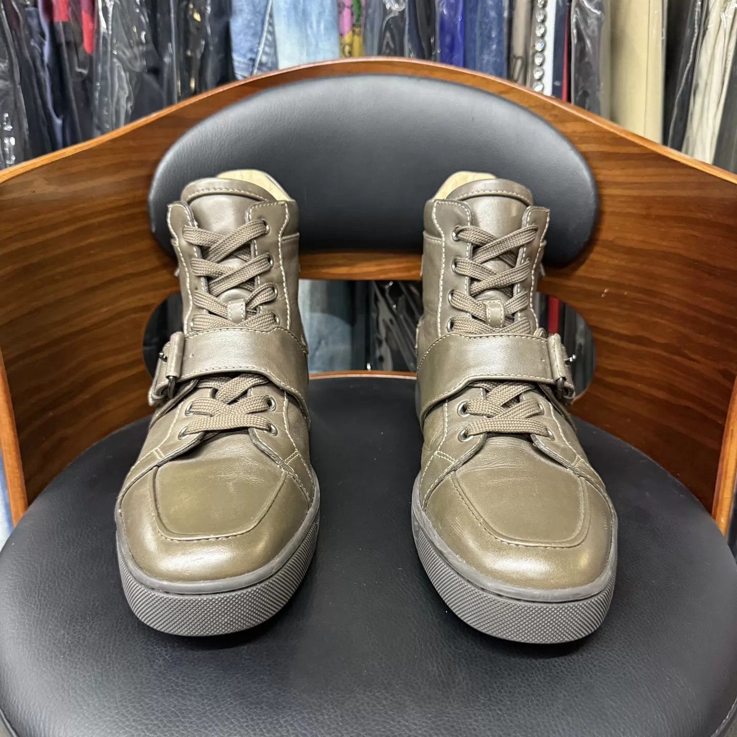 Christian Louboutin Christian Louboutin Olive Leather High-Top Red Sole 41 Mint Size US 8 / EU 41 - 2 Thumbnail