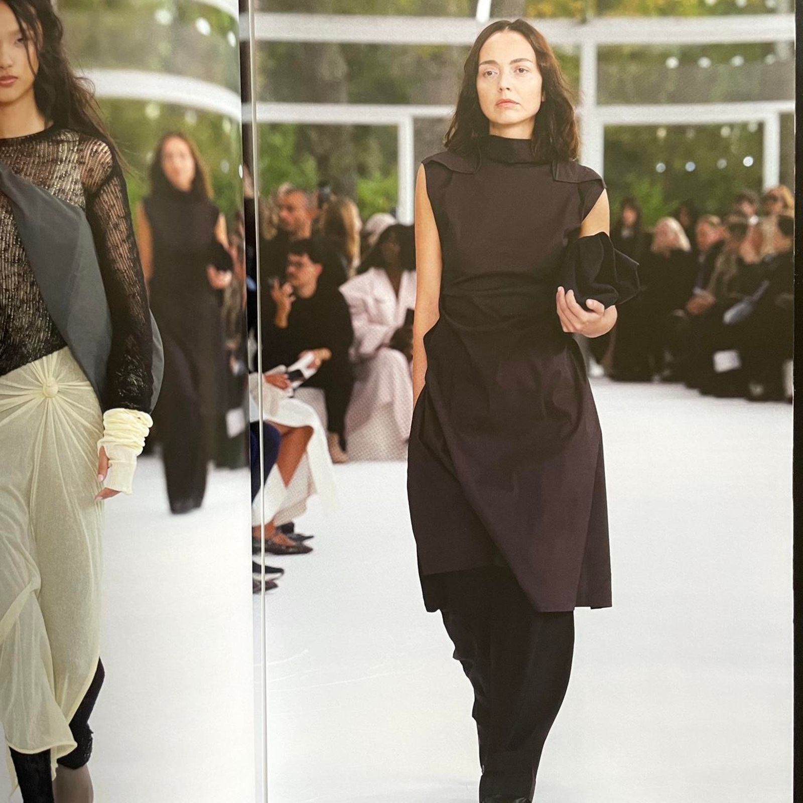 Issey Miyake × Japanese Brand × Pleats Please Issey Miyake Issey Miyake Spring Summer 2025 look book catalog Size ONE SIZE - 3 Thumbnail