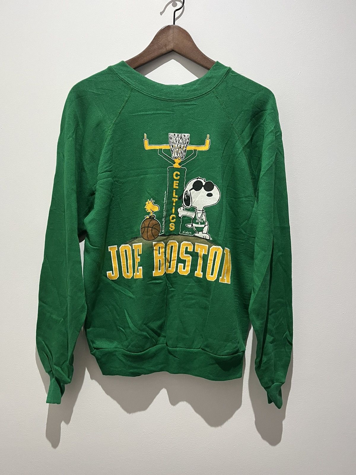 image of Boston Celtics x Peanuts True Vintage 70's Peanuts Joe Boston Crewneck in Green, Men's (Size Medium