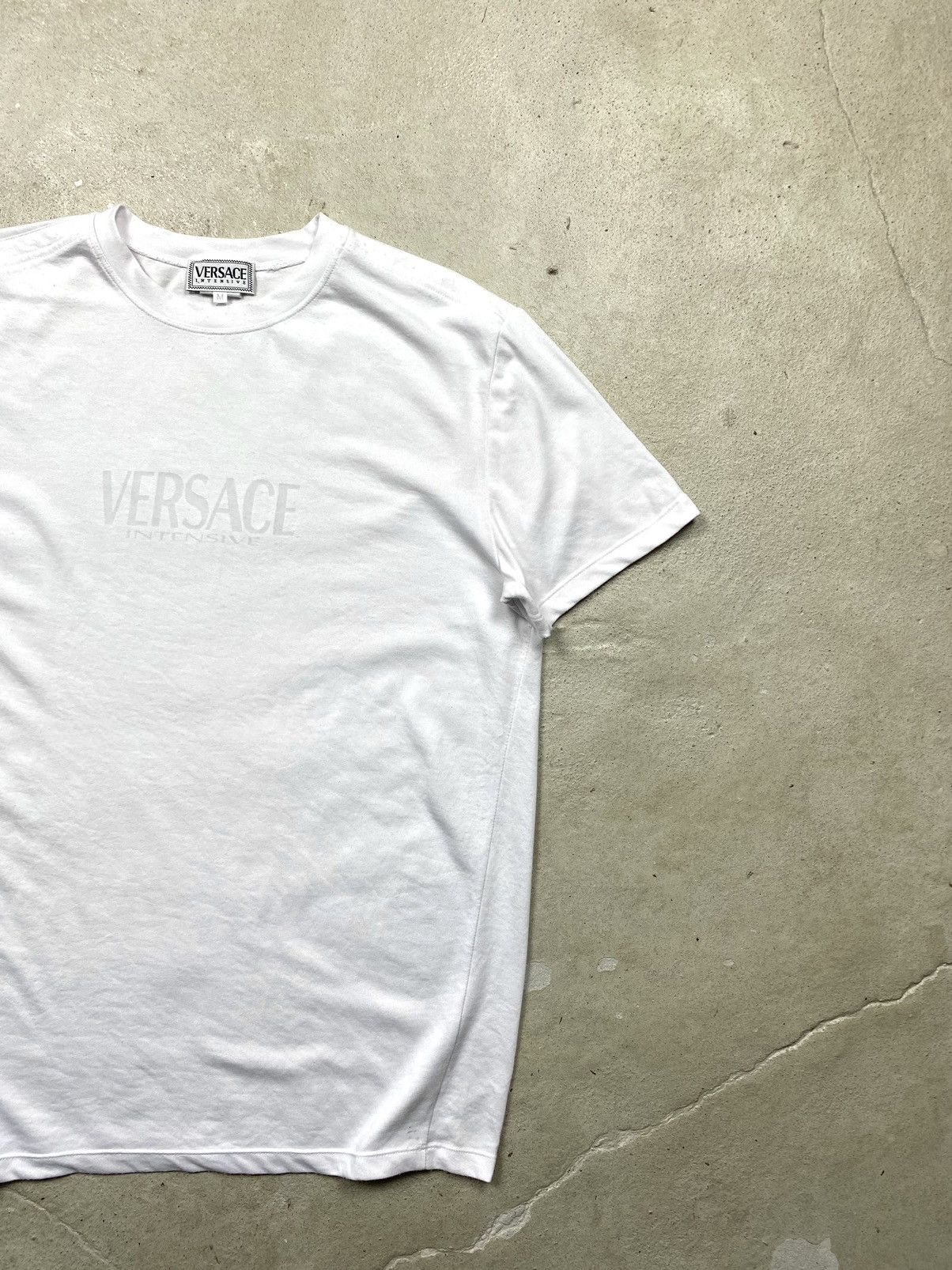 Versace 💥 Very Rare Vintage Versace Intensive T Shirt Archive Item Size US M / EU 48-50 / 2 - 3 Thumbnail