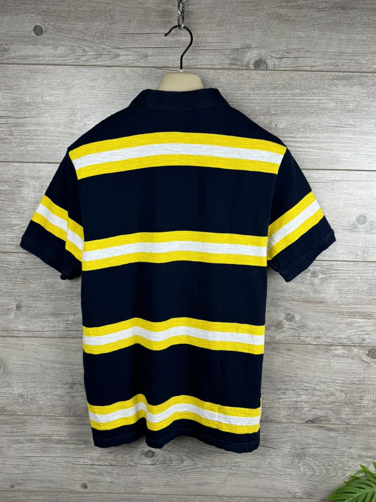 Other Tottenham Polo Football Soccer Jersey size L Size US L / EU 52-54 / 3 - 7 Thumbnail