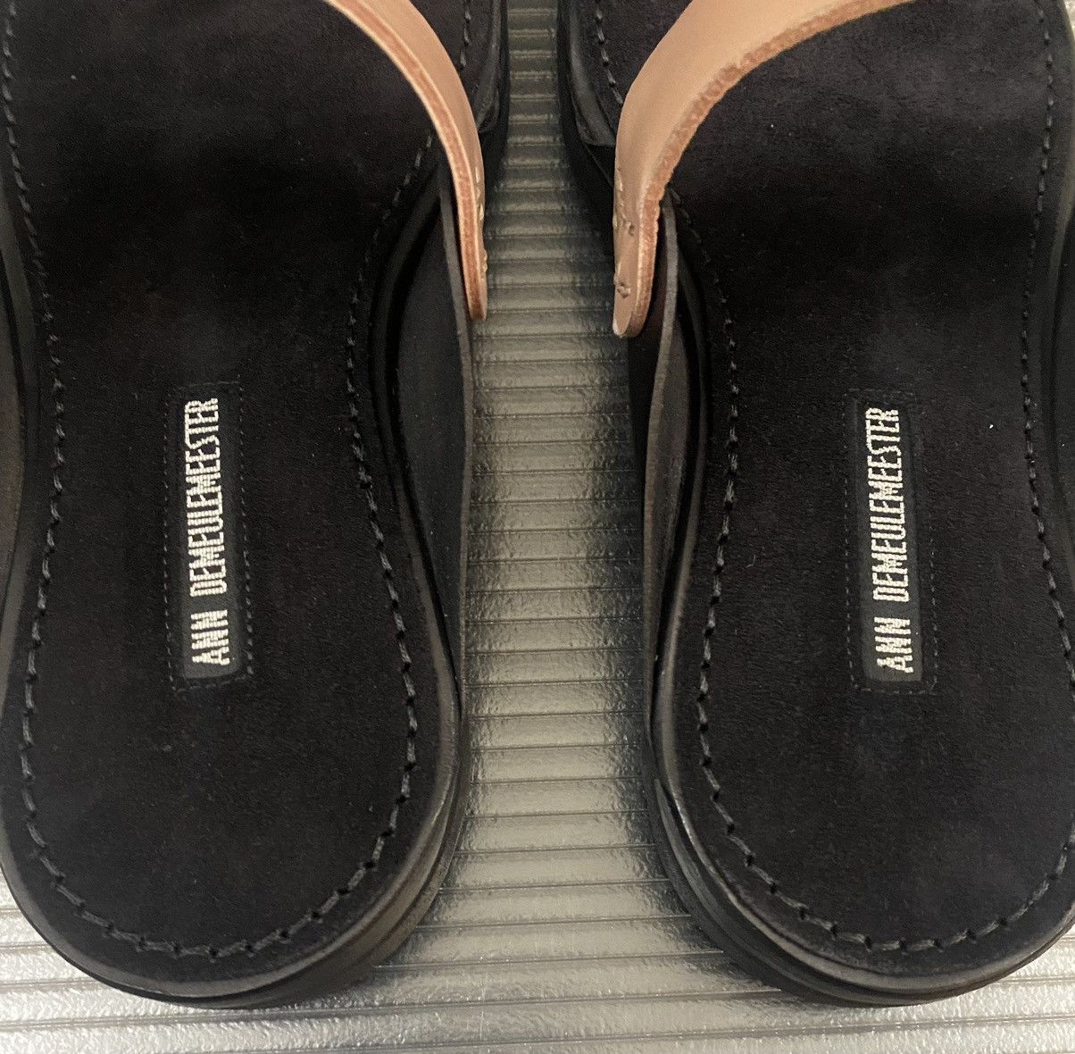 Ann Demeulemeester Ann Demeulemeester 🇮🇹 soft Rosa runway big toe Sandals 8 NIB Size US 8 / EU 41 - 2 Thumbnail