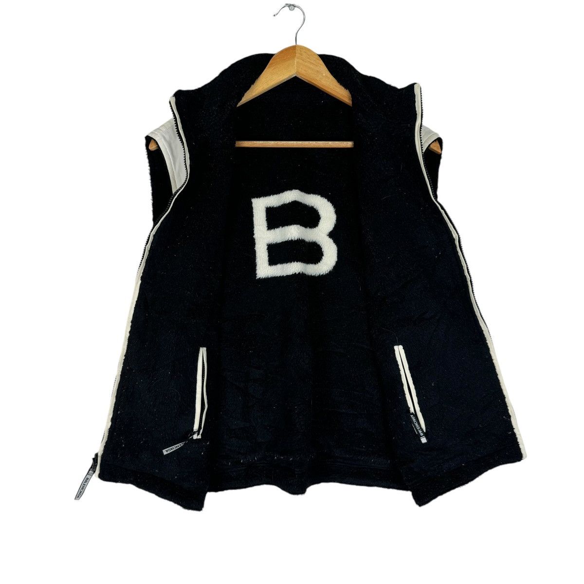 Balenciaga 🌟BALENCIAGA GOLF ZIPPER VEST Size US L / EU 52-54 / 3 - 8 Thumbnail