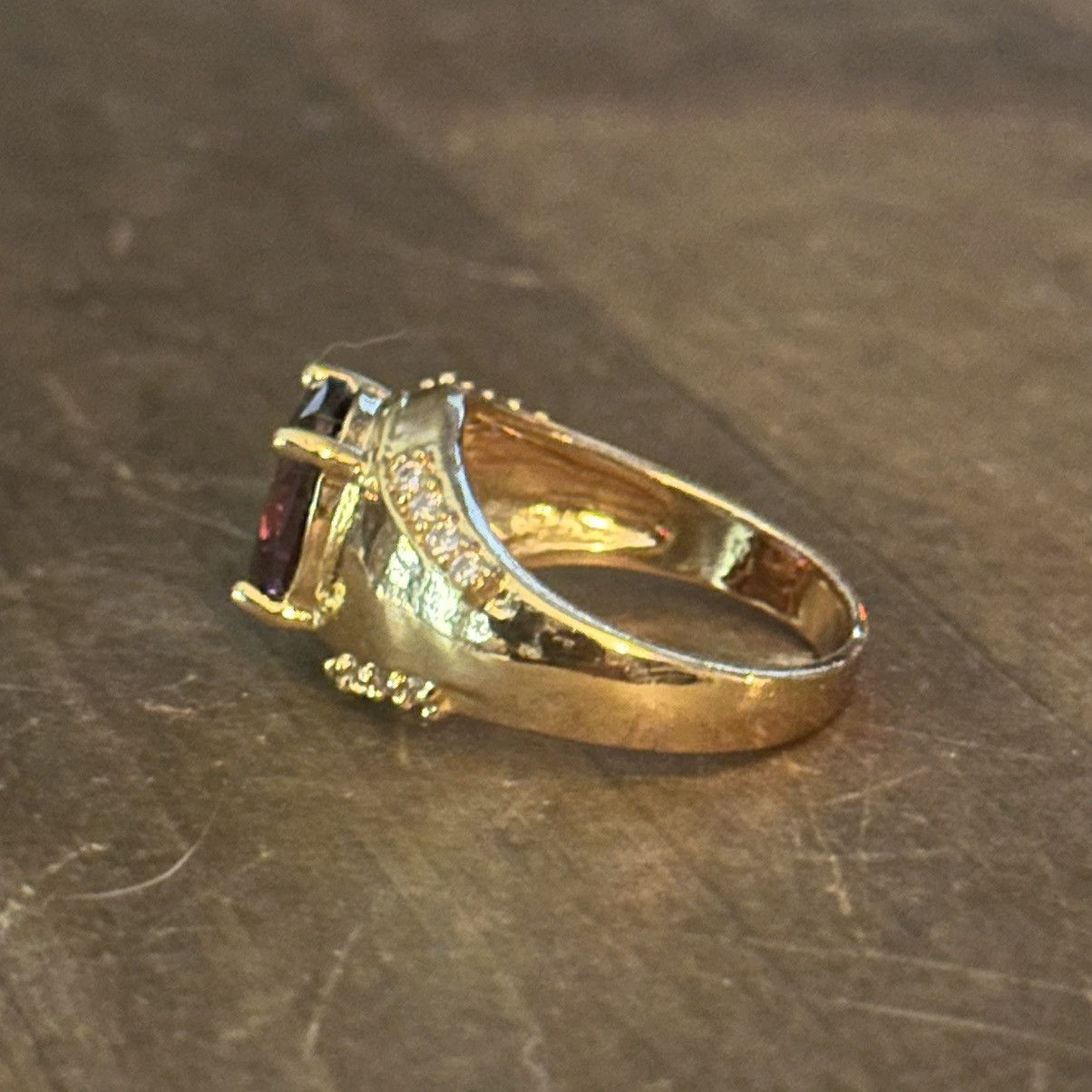 Other Gold tone purple gemstone and simulated diamonds ring Size ONE SIZE - 6 Thumbnail