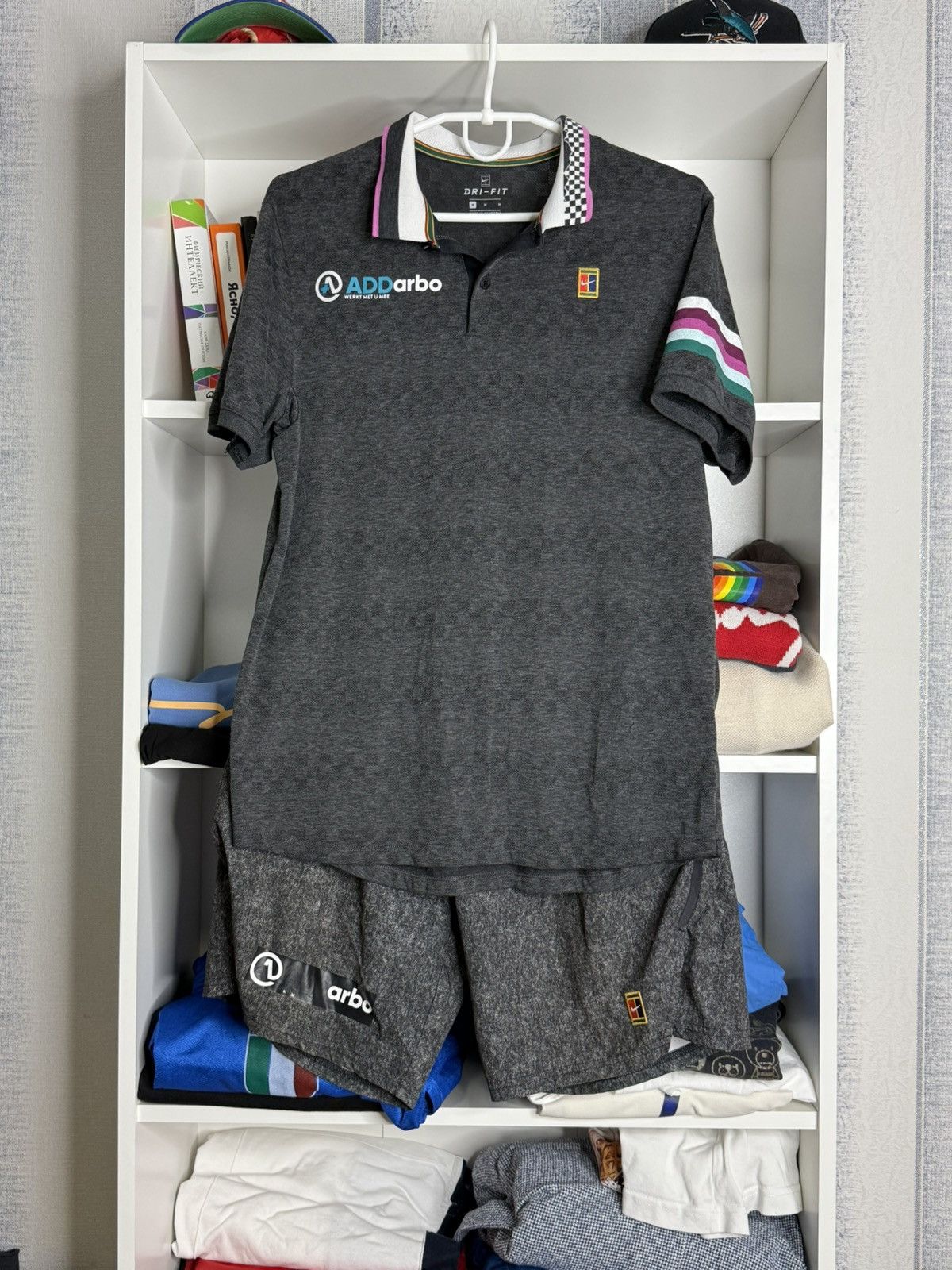 Nike Nike Challenge Court Mens jersey+shorts set size M Size US M / EU 48-50 / 2 - 1 Thumbnail