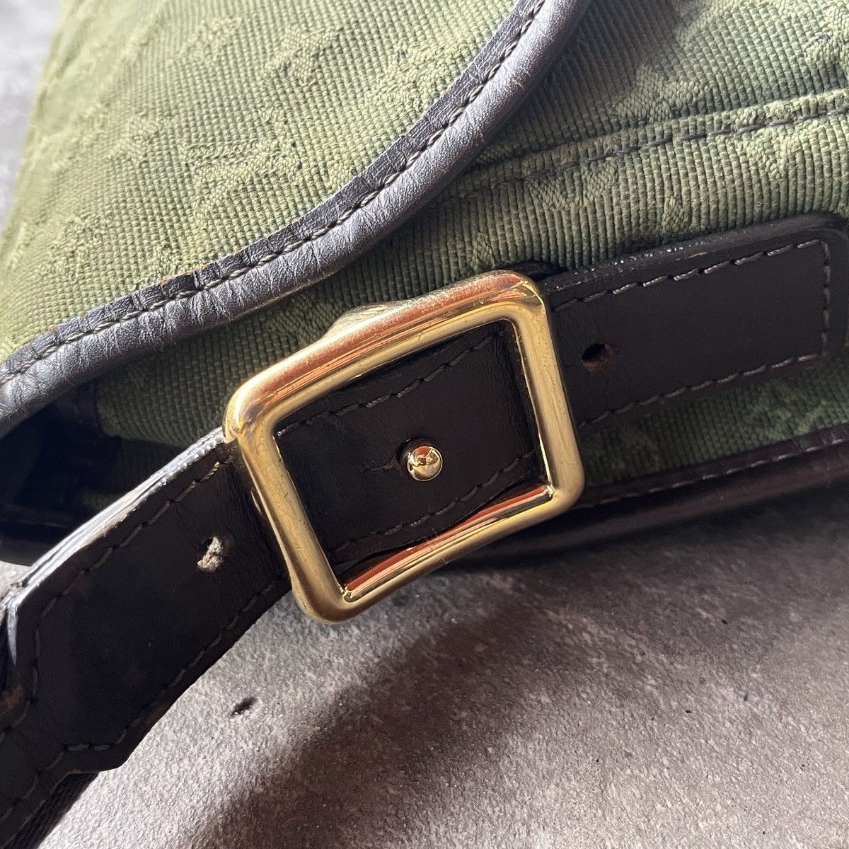Louis Vuitton Louis Vuitton Bérangère Monogram Mini Lin Crossbody Bag Size ONE SIZE - 9 Thumbnail