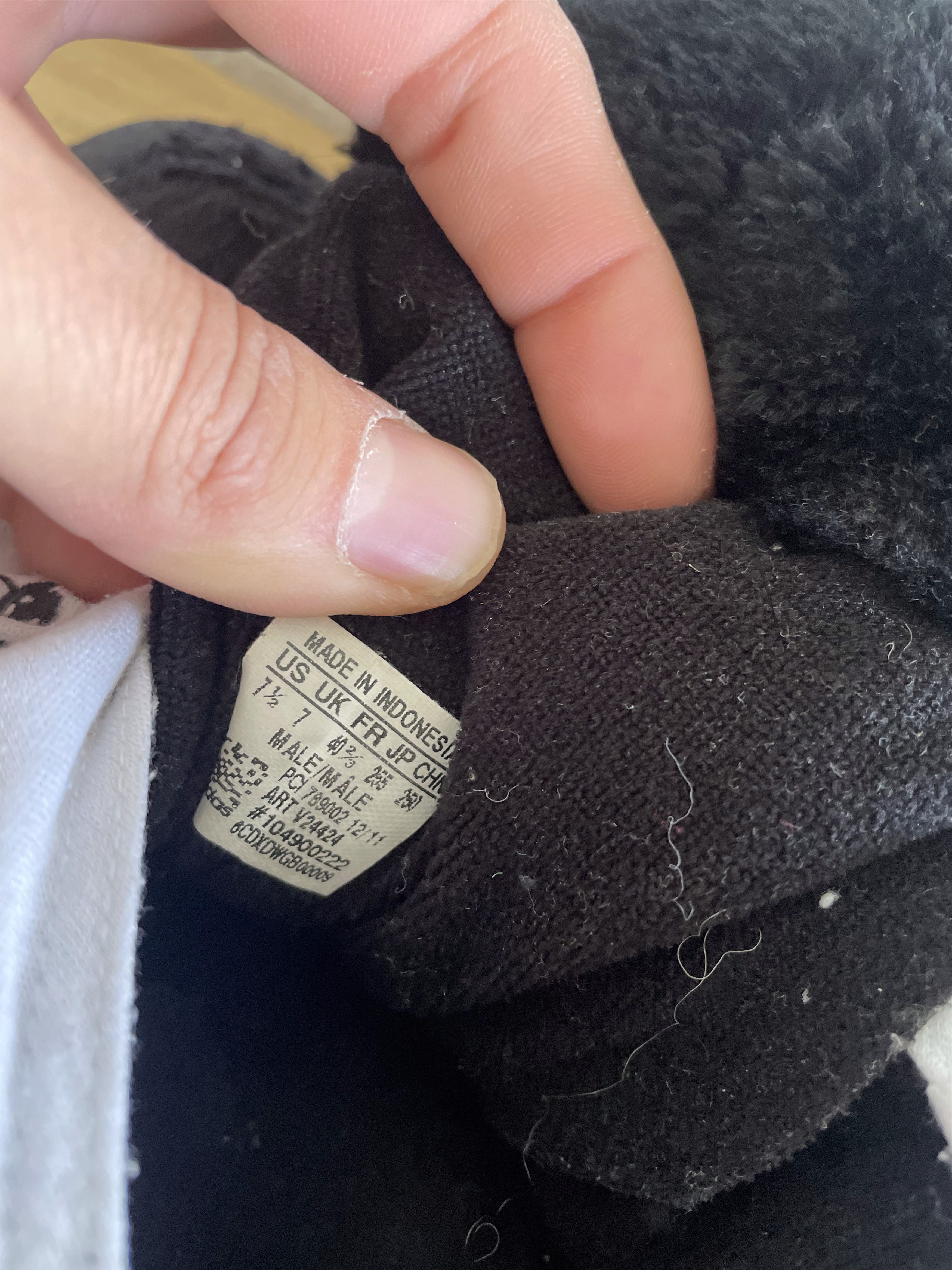 Adidas × Jeremy Scott Gorilla Sneaker Size US 7.5 / EU 40-41 - 11 Thumbnail
