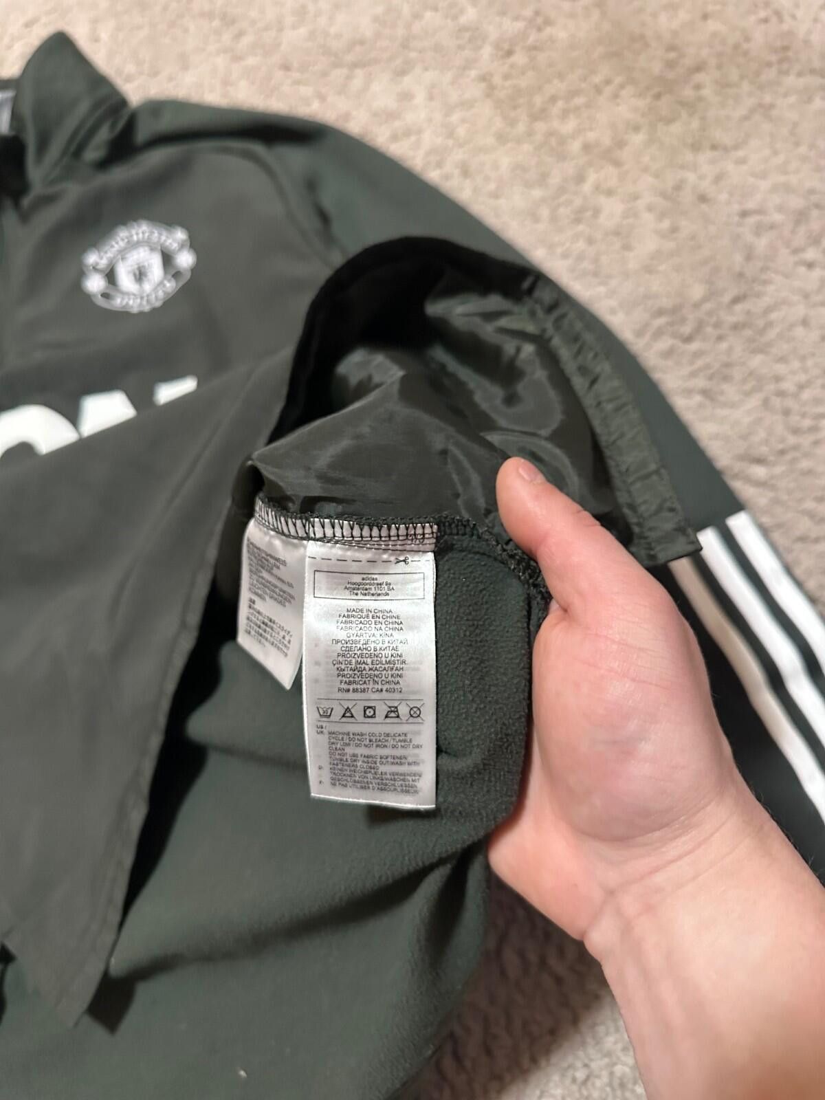 Adidas MANCHESTER UNITED ADIDAS 20/21 FOOTBALL SOCCER TRAINING Size US M / EU 48-50 / 2 - 5 Thumbnail