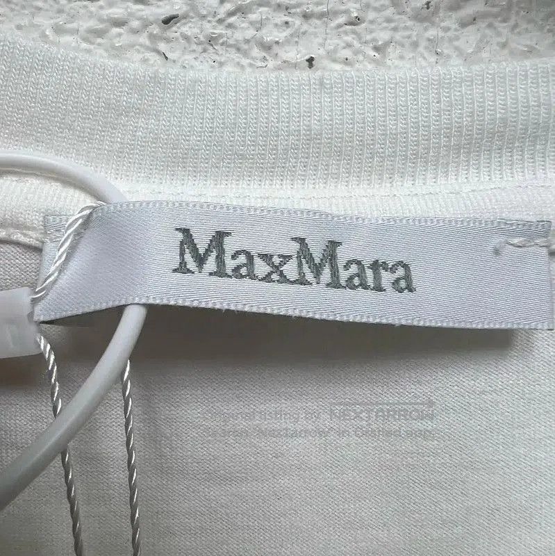 Max Mara MaxMara White Cotton Embroidered Logo T-Shirt . Size M / US 6-8 / IT 42-44 - 4 Thumbnail