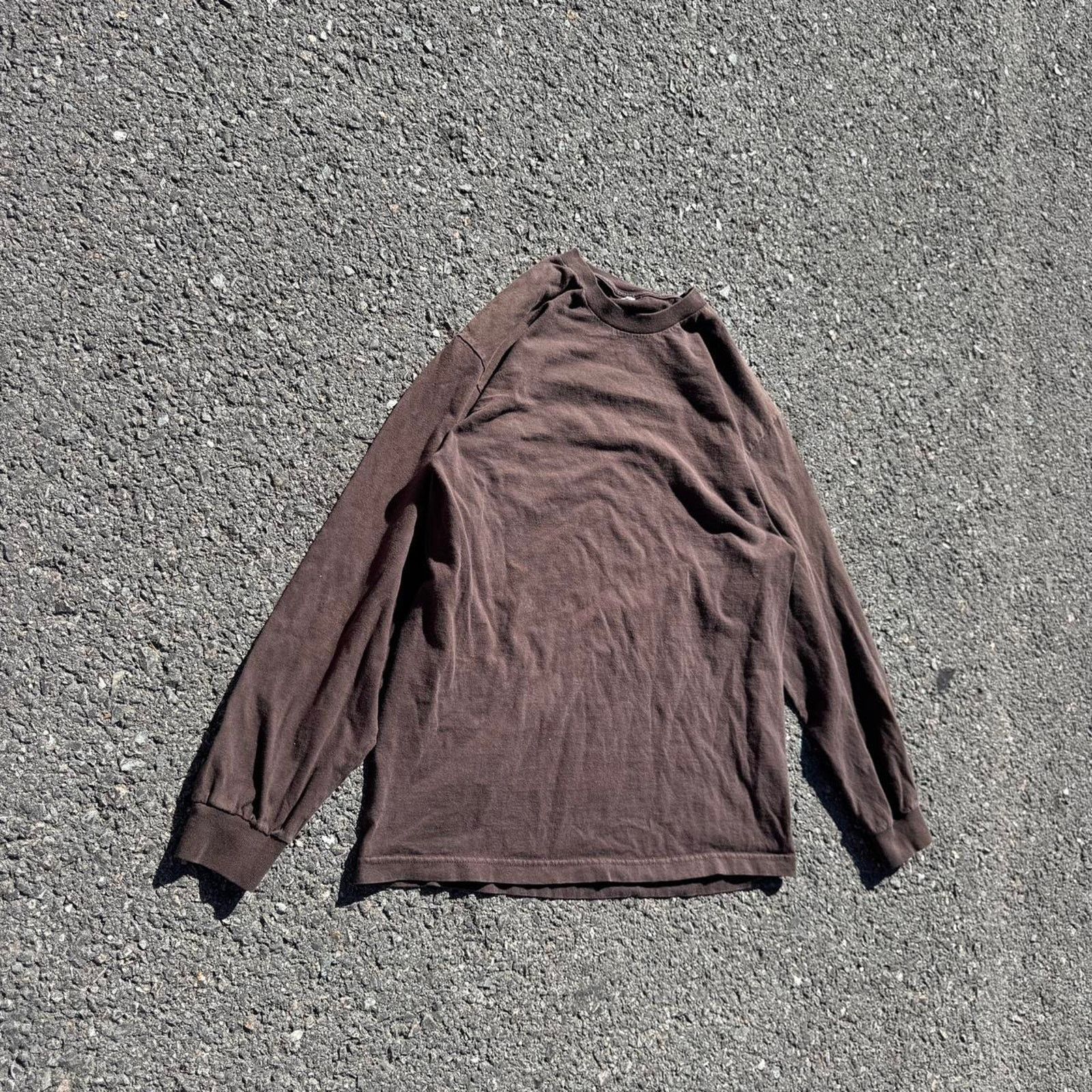 Vintage Brown blank faded Long Sleeve – Size Large Size US L / EU 52-54 / 3 - 2 Thumbnail