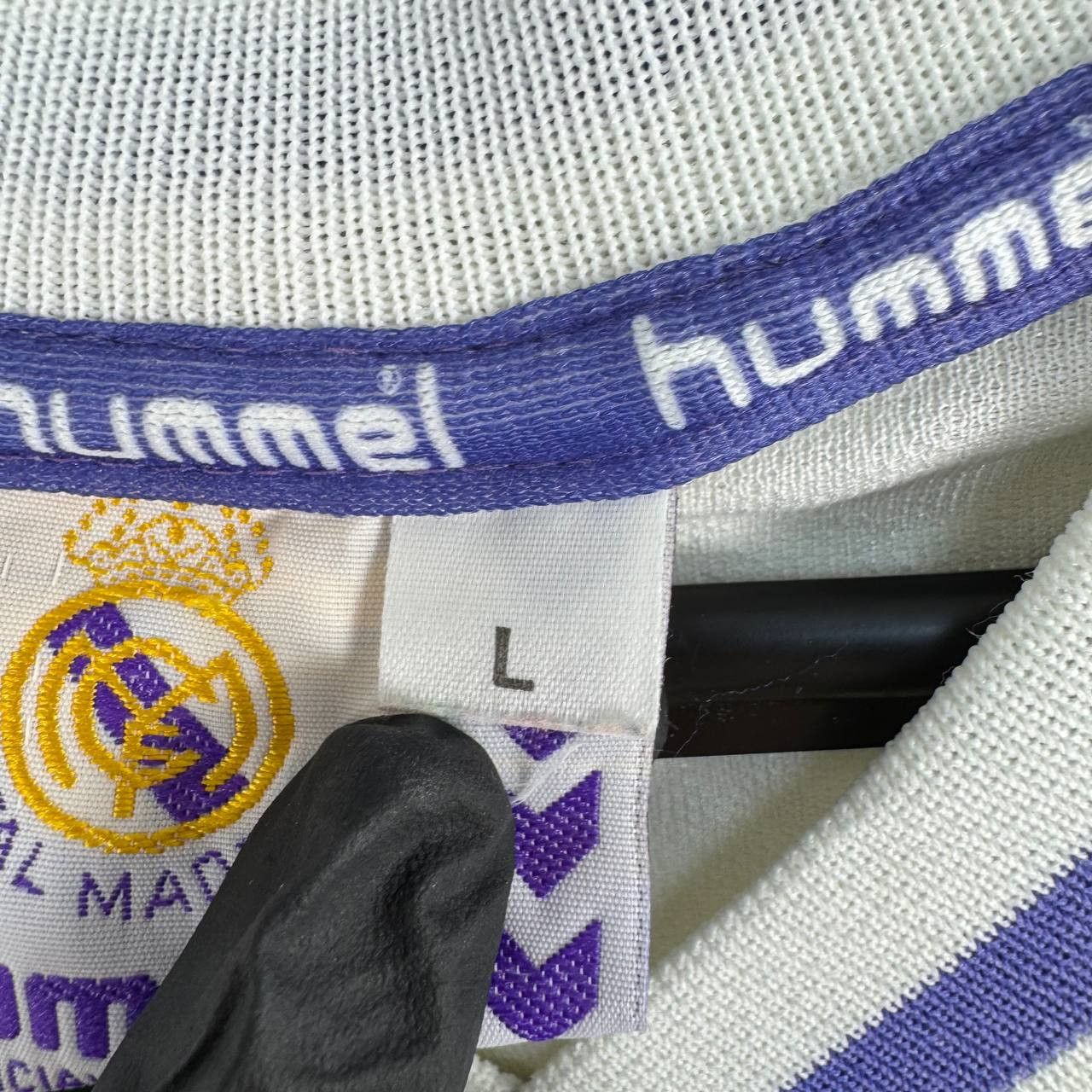 Other Hummel Real Madrid 1989-90 Home Jersey White Vintage Mens L Size US L / EU 52-54 / 3 - 6 Thumbnail