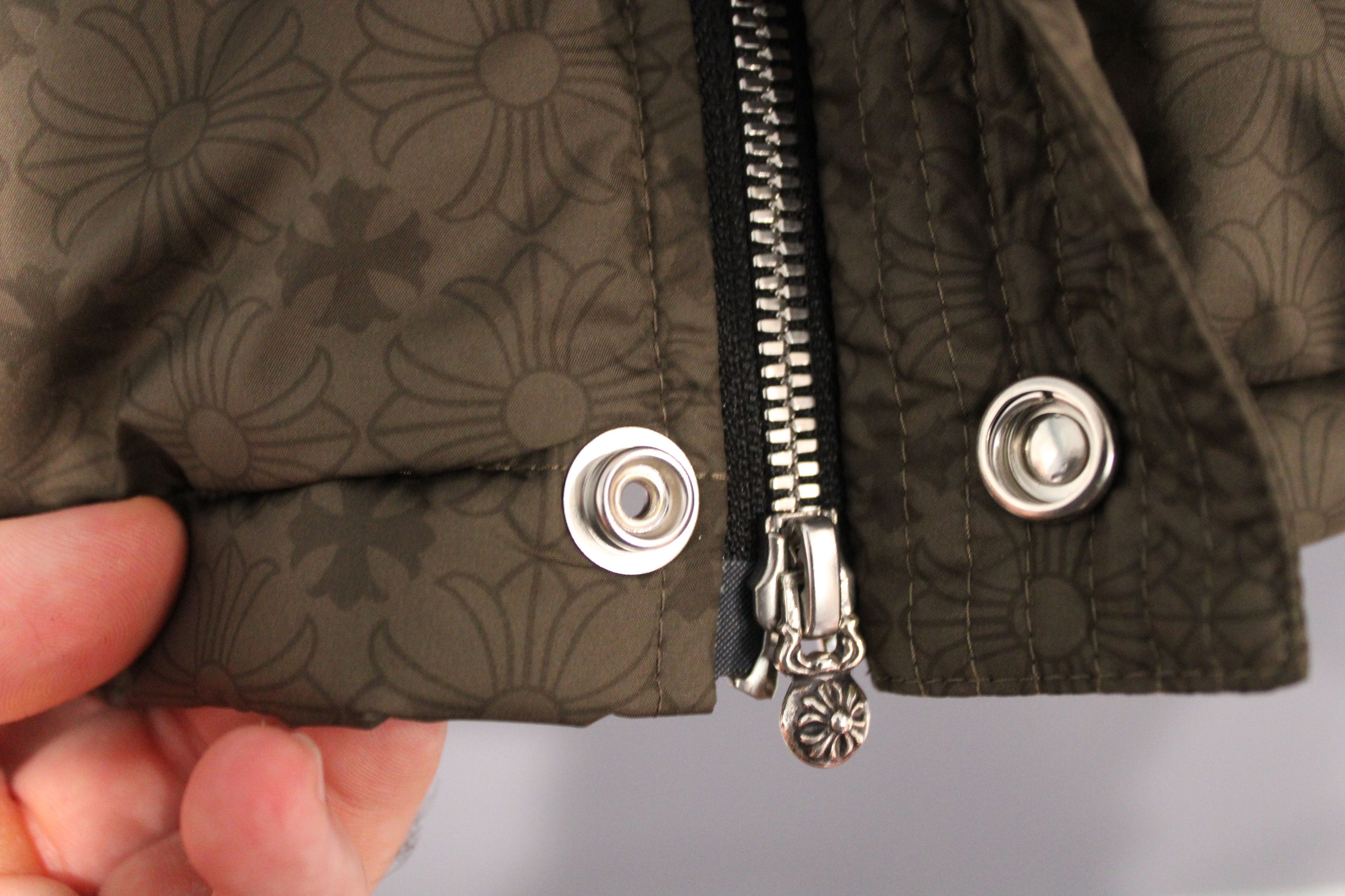 Chrome Hearts chrome hearts olive monogram puffer jacket Size US XXL / EU 58 / 5 - 6 Thumbnail