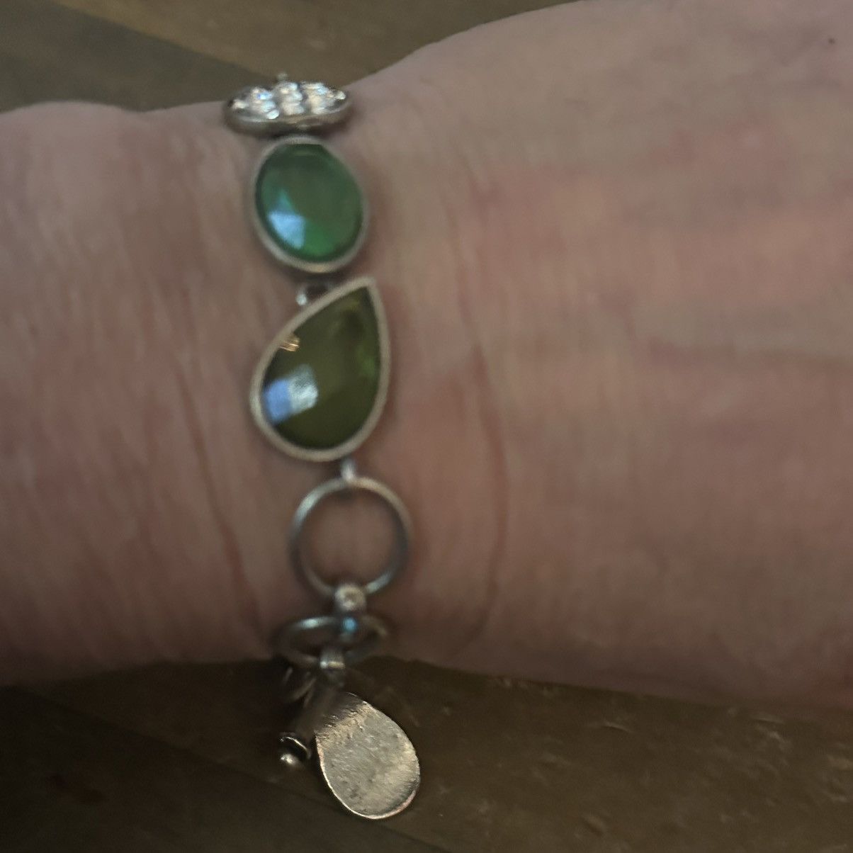 Other Lia Sophia Hypnotic crystal toggle bracelet Size ONE SIZE - 2 Thumbnail