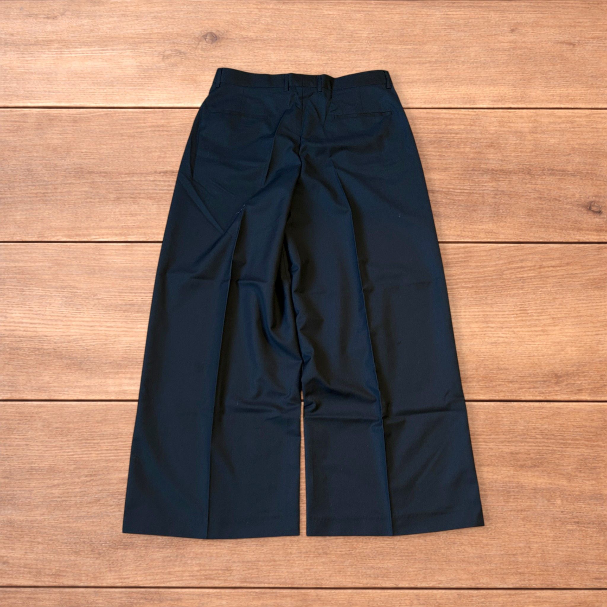 Japanese Brand Vintage style baggy wide leg tailored trousers in black. Size US 34 / EU 50 - 2 Thumbnail