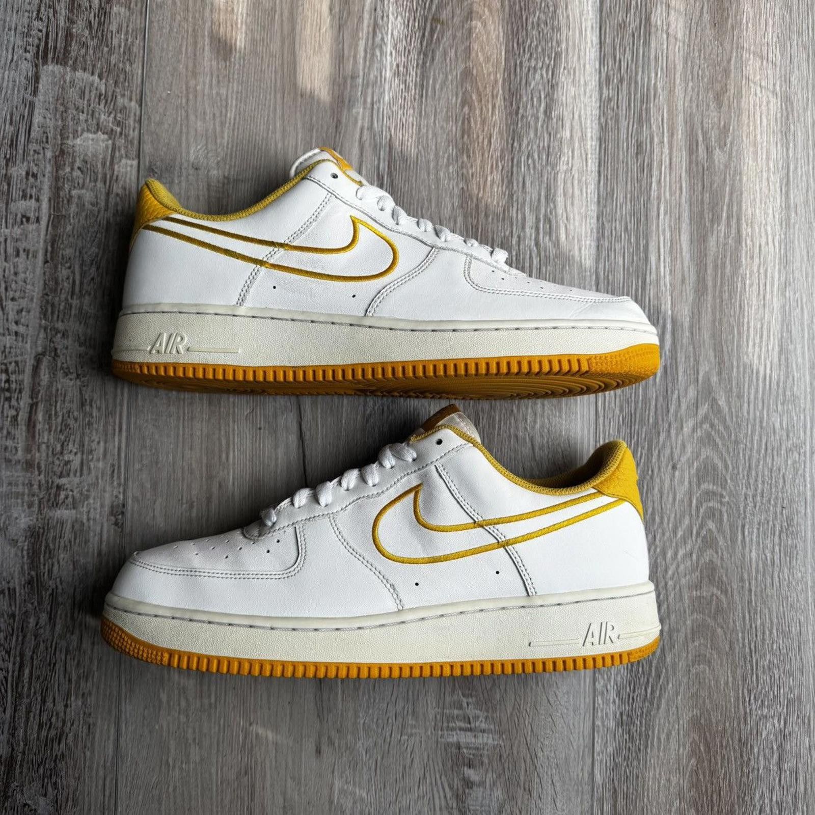 Nike NIKE • Air Force 1 Low "White Yellow Ochre" (12M) Size US 12 / EU 45 - 2 Thumbnail