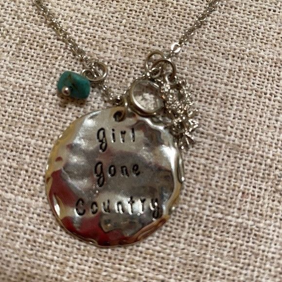 Other Charming Charlie Girl Gone Country silver tone necklace Faux Size ONE SIZE - 2 Thumbnail