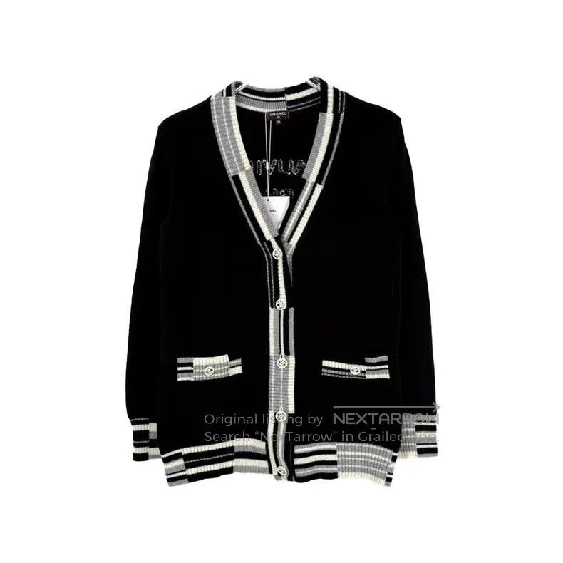 Chanel Chanel Black letter logo cashmere cardigan coat Size XS / US 0-2 / IT 36-38 - 1 Thumbnail