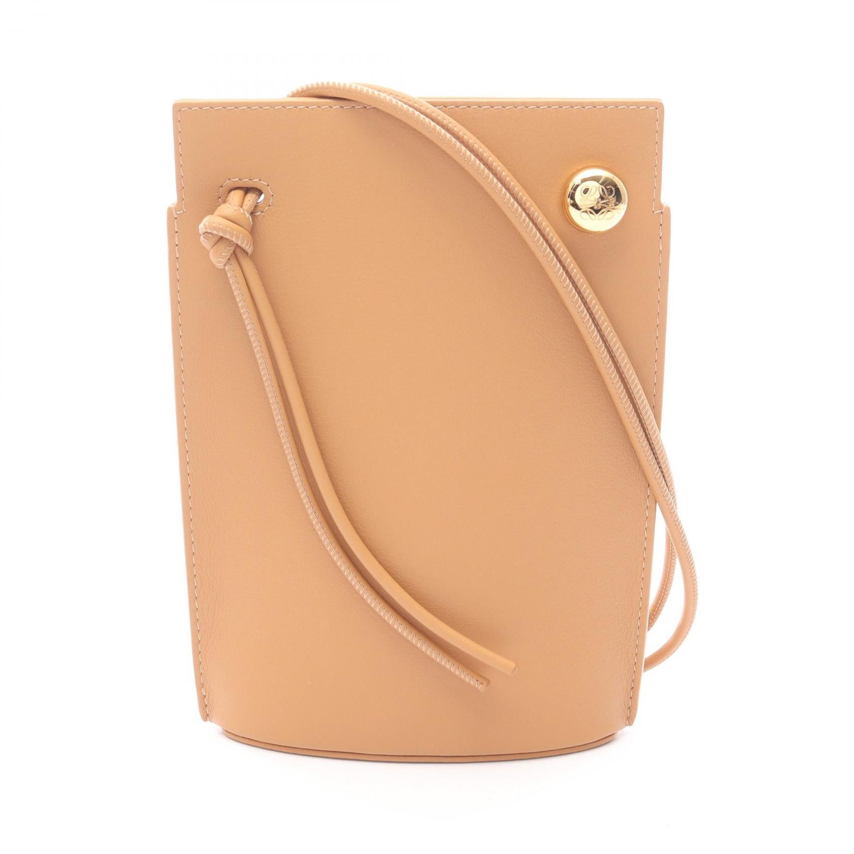 Loewe Loewe Loewe Pebble Dice Pocket Leather Shoulder Bag Leather Shoulder Bag CPBPR12X012586 DUTY FREE for USA Size ONE SIZE - 1 Thumbnail