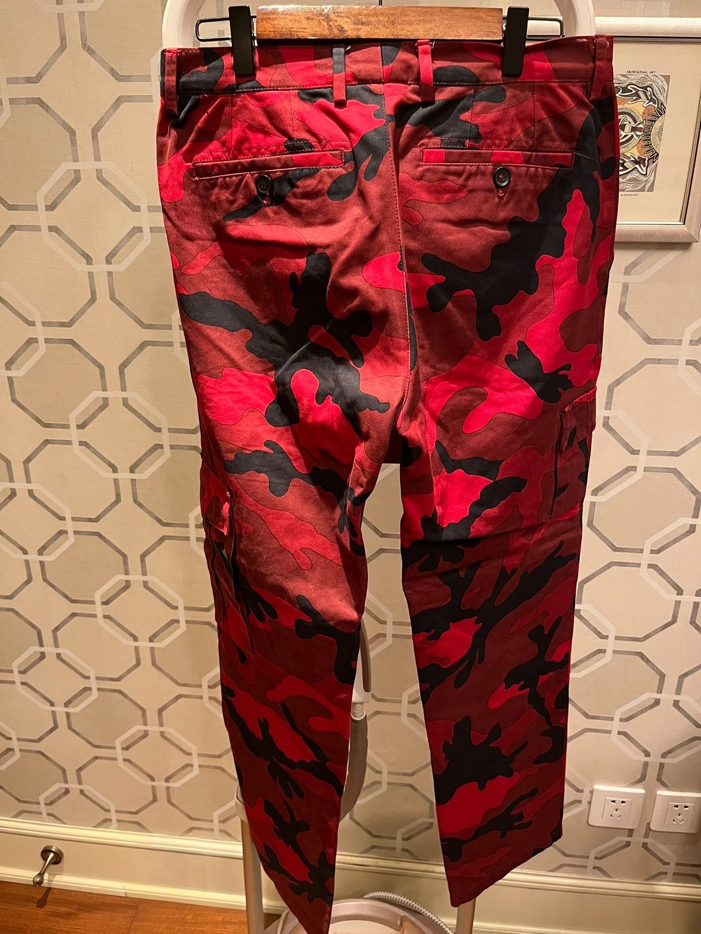 Valentino Valentino Red Camouflage Cargo Pants Size US 30 / EU 46 - 3 Thumbnail