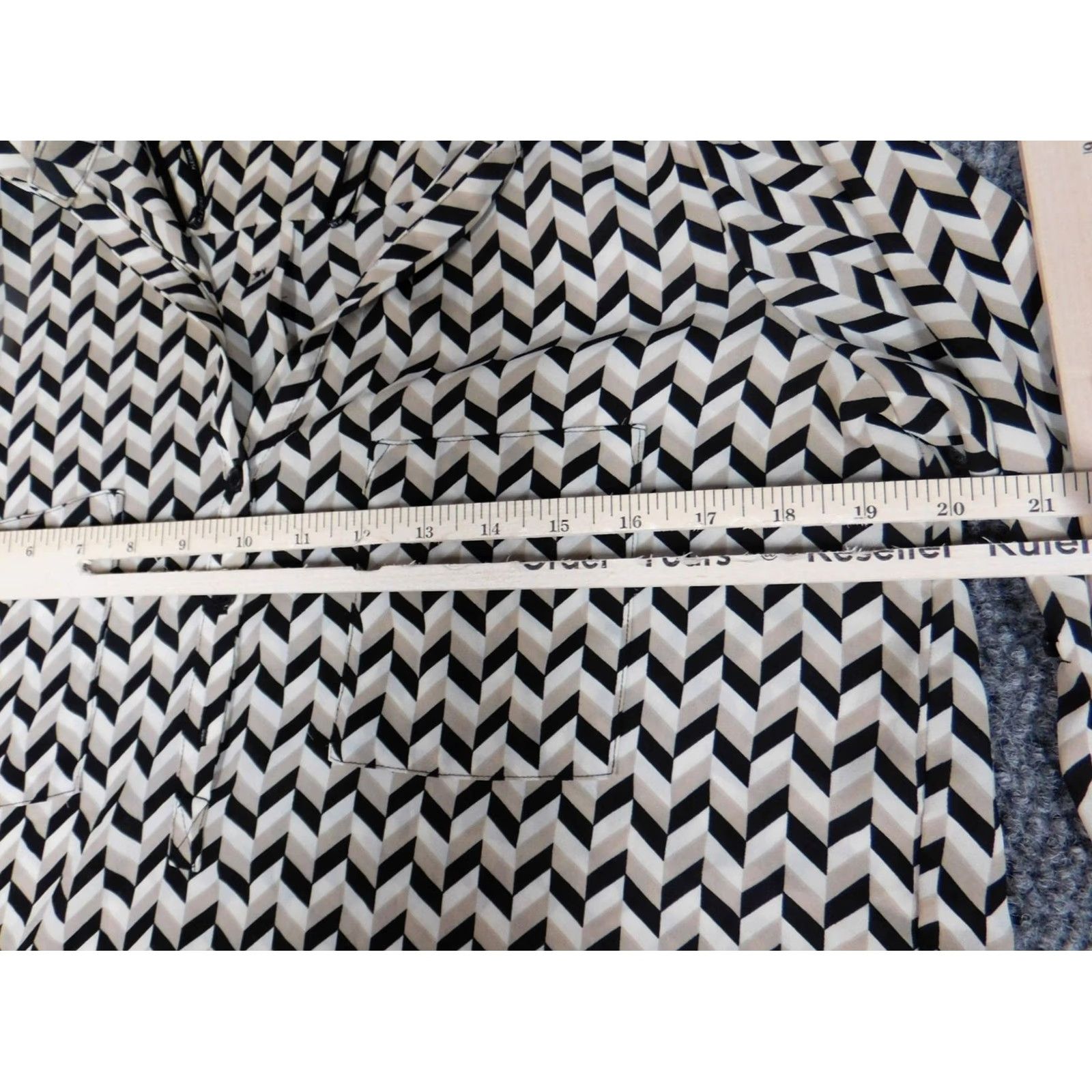 Vintage Pleione Blouse XS Beige Striped Button Pullover Long Sleeve Collared Bell Sleeve Regular Womens Size XS / US 0-2 / IT 36-38 - 6 Thumbnail