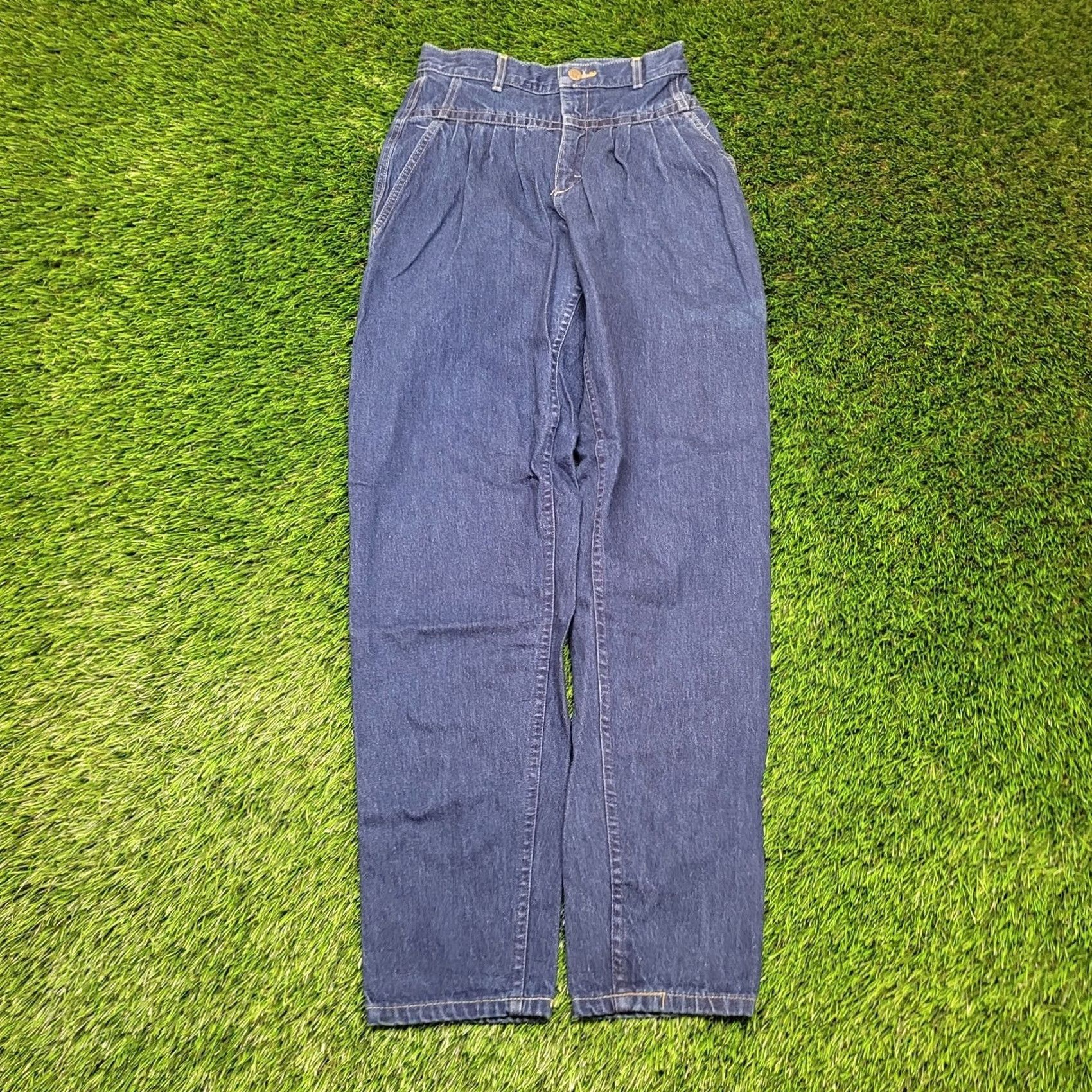 Lee VTG 80s Lee High Waisted Mom Jeans Womens 27x32 Pleated Tapered Jeans Child/Adult? Size 27" / US 4 / IT 40 - 2 Thumbnail