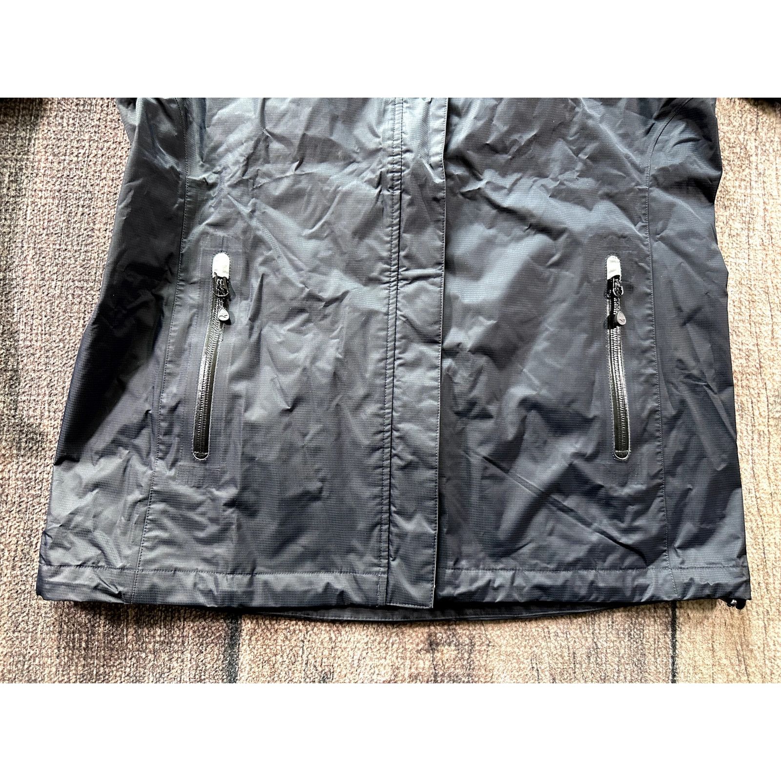 Vineyard Vines Vineyard Vines Women's Med Blue Navy nylon Raincoat jacket Size M / US 6-8 / IT 42-44 - 5 Thumbnail