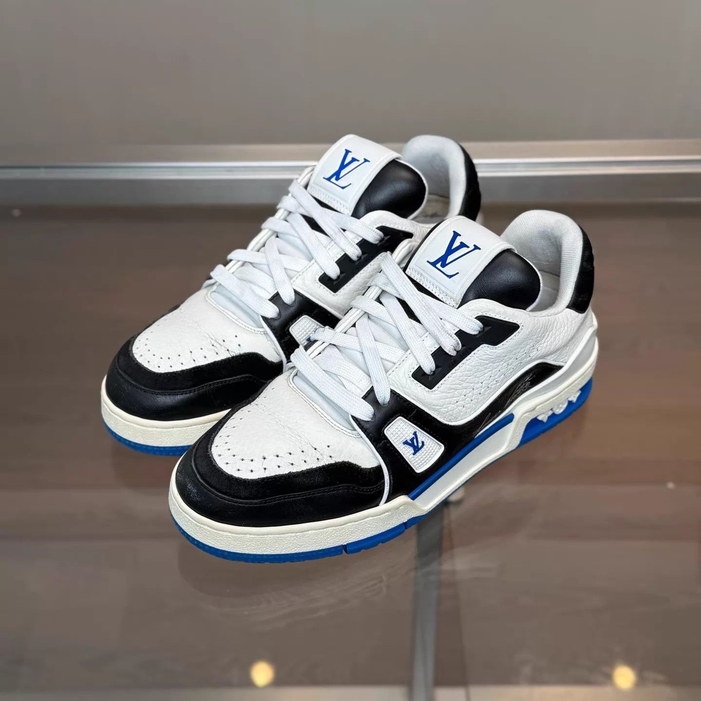 Louis Vuitton LV Trainer Fragment 2.0 UK4 (38) 95 Size US 7.5 / IT 37.5 - 1 Thumbnail