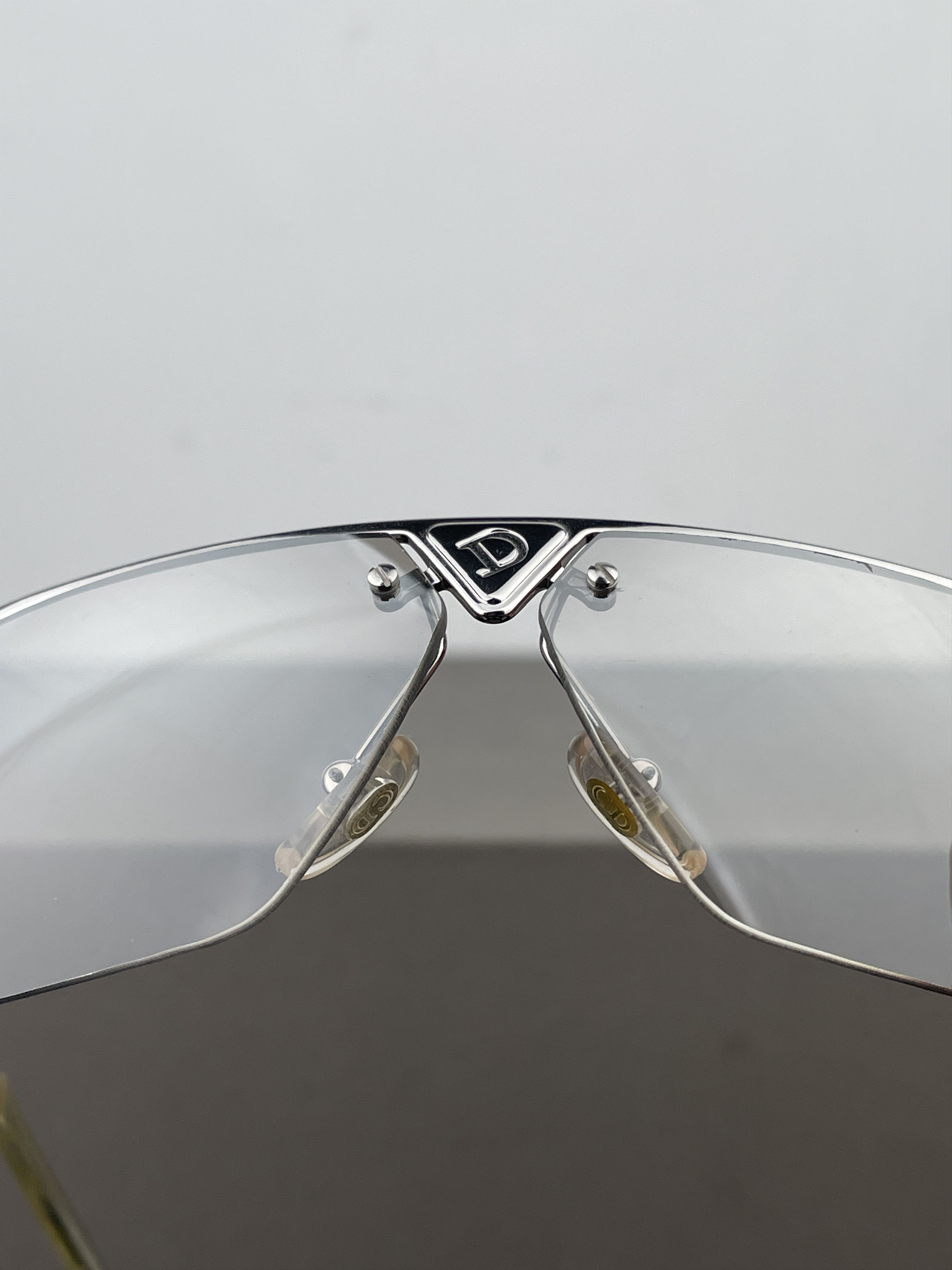 Dior Dior 2000s ‘Clubbing’ Rimless Wrap Mask Shield Sunglasses Size ONE SIZE - 11 Thumbnail