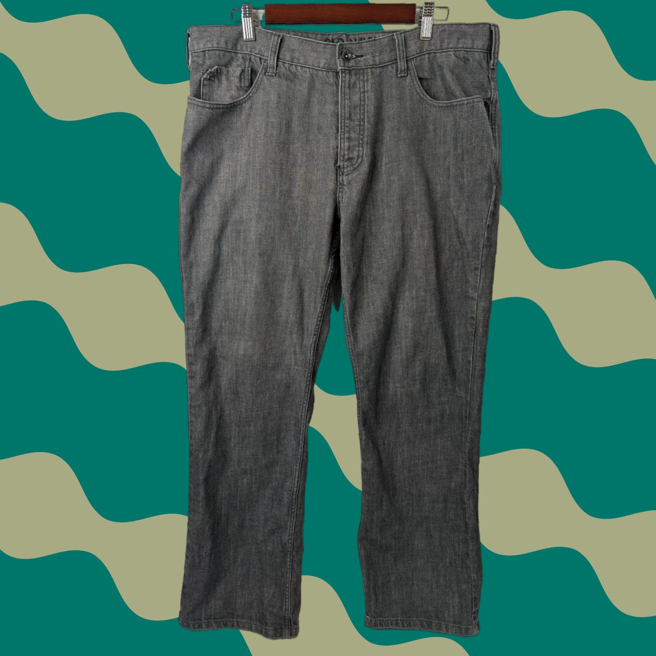 Old Navy Old Navy Jeans Mens Gray Denim Cotton Bootcut 36x32 5-Pocket Regular Inseam 32 USA Vintage: No Size US 36 / EU 52 - 1 Thumbnail