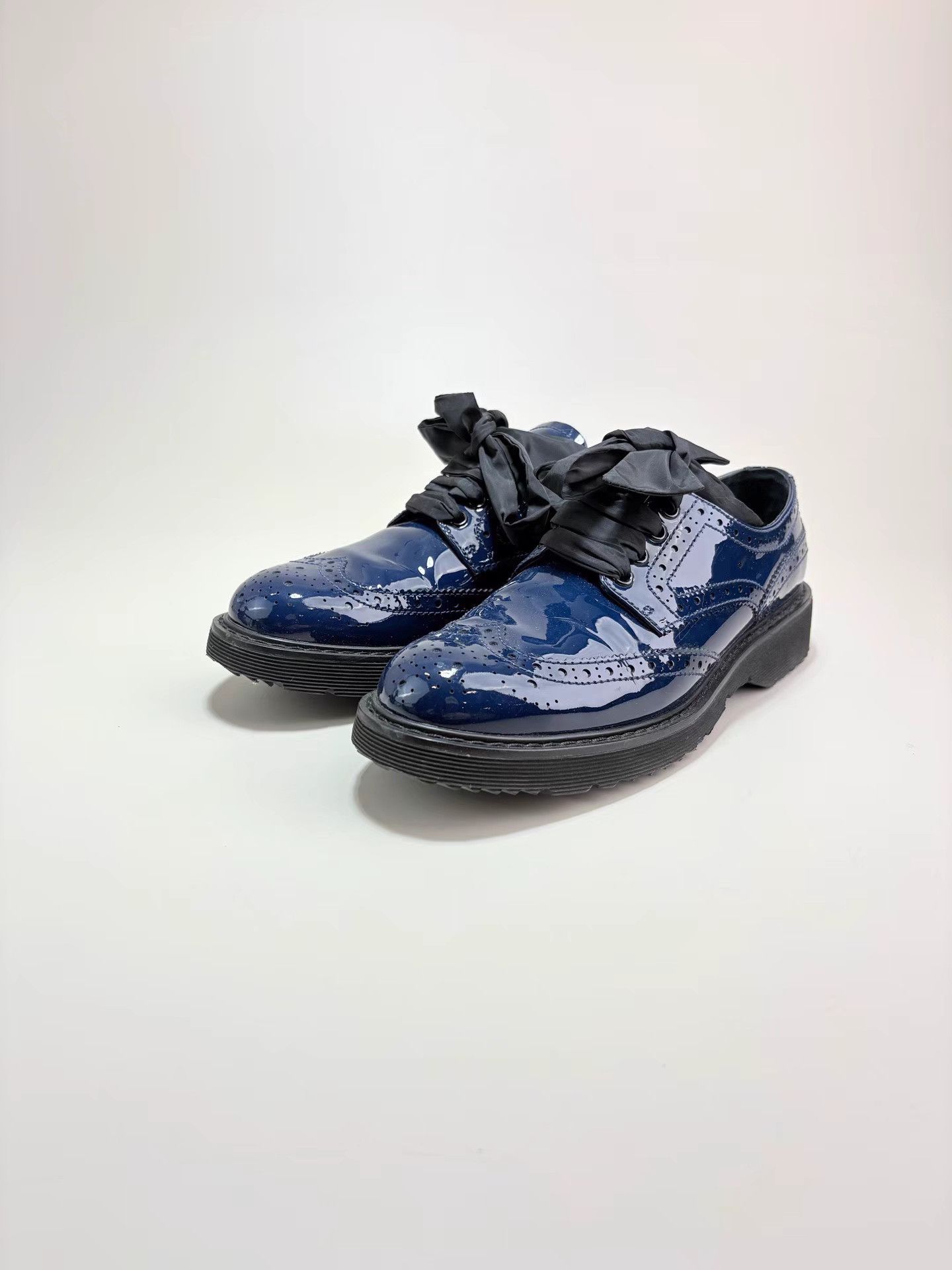 Prada PRADA Brogue Carved Bow Platform Shoes Size US 6.5 / IT 36.5 - 1 Thumbnail