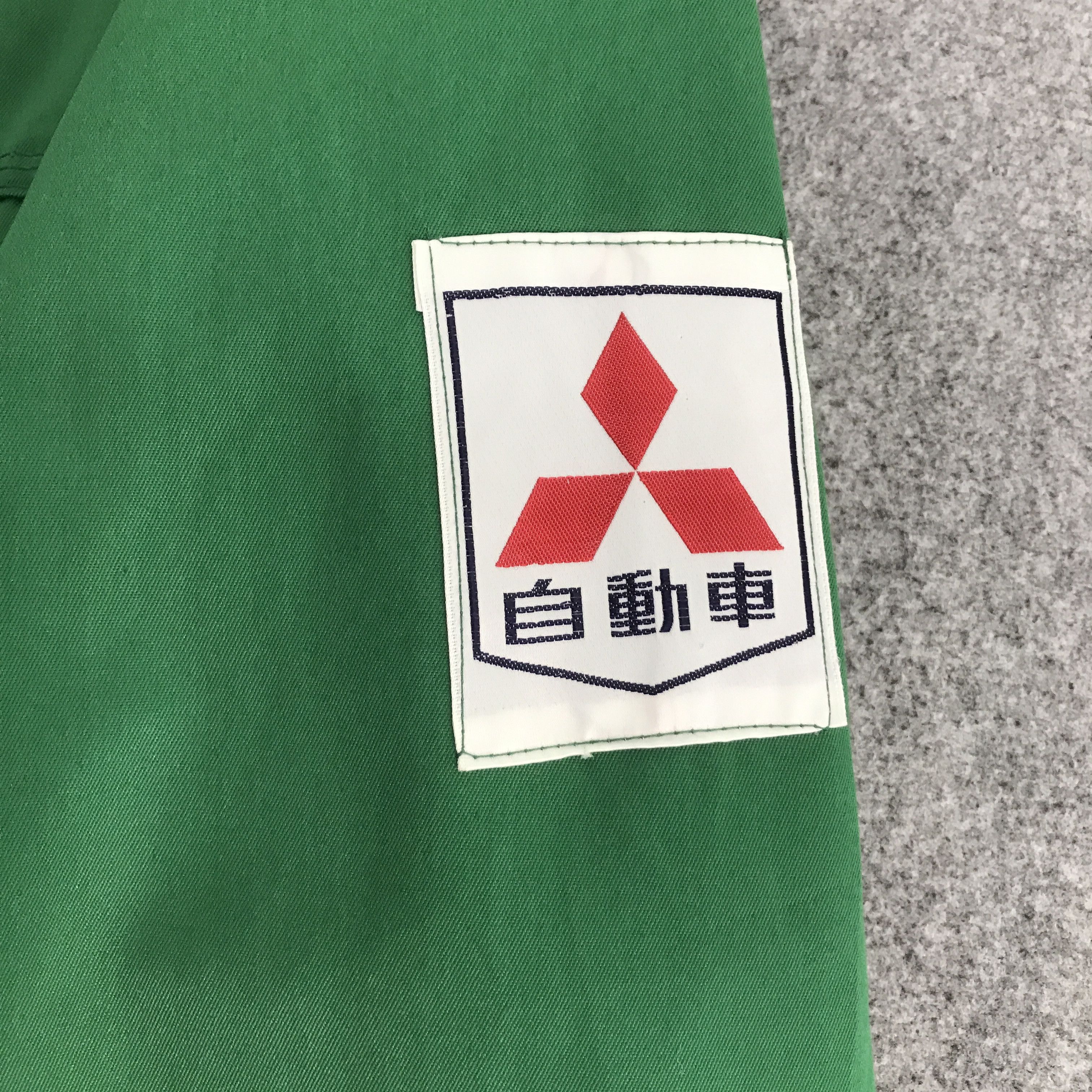 Japanese Brand Vtg mitsubishi motor racing button coverall K65B10 Size US L / EU 52-54 / 3 - 14 Thumbnail