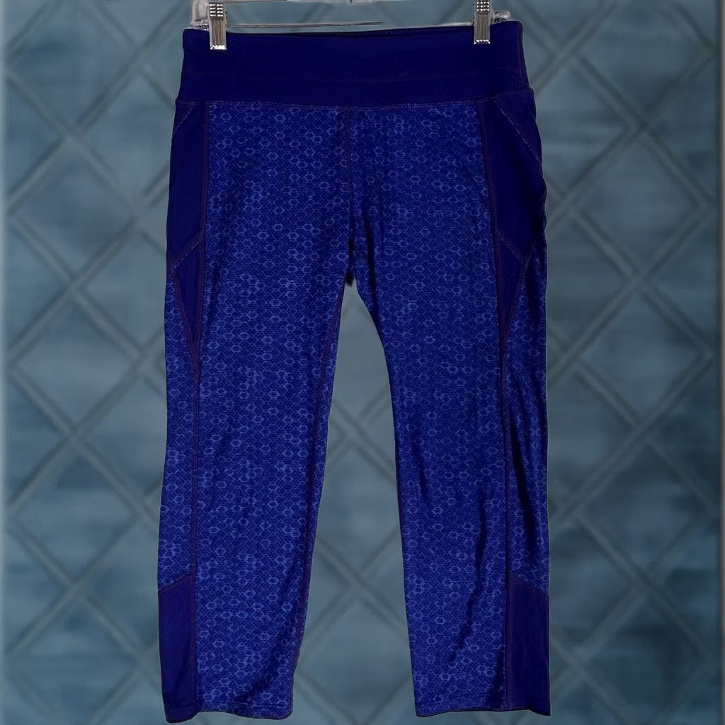 Athleta Athleta Capri Leggings M Purple Honeycomb Yoga Workout Stretch Capris Womens Size 32" / US 10 / IT 46 - 1 Thumbnail