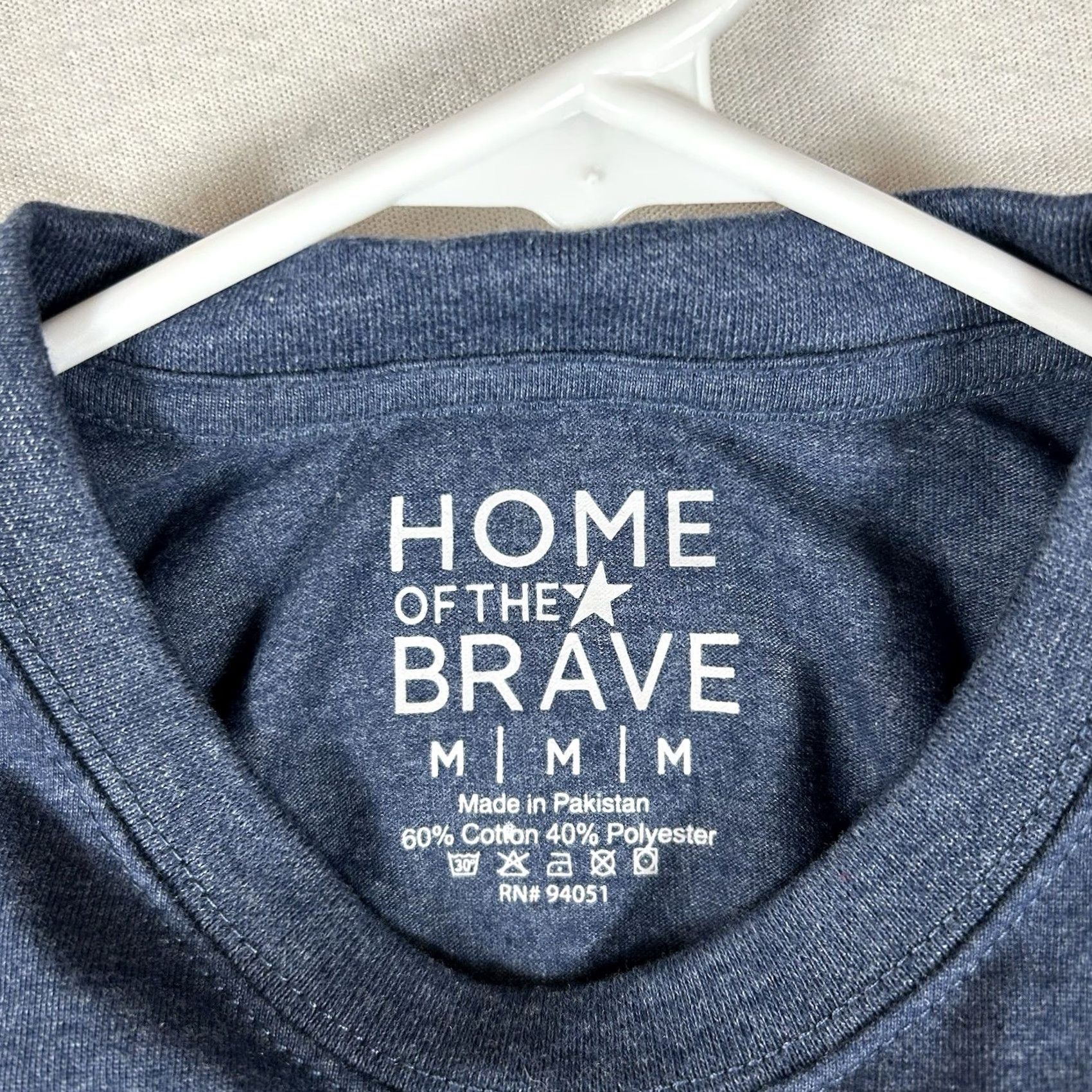 Vintage Home Of The Brave T-Shirt Men's Medium Blue Graphic Print Flag Crewneck Short Sleeve Shirt Size US M / EU 48-50 / 2 - 3 Thumbnail
