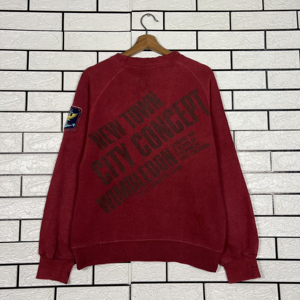 Vintage New Town City Concept Big Logo Sweatshirt US ARMY #4301-C195 Size US M / EU 48-50 / 2 - 1 Thumbnail