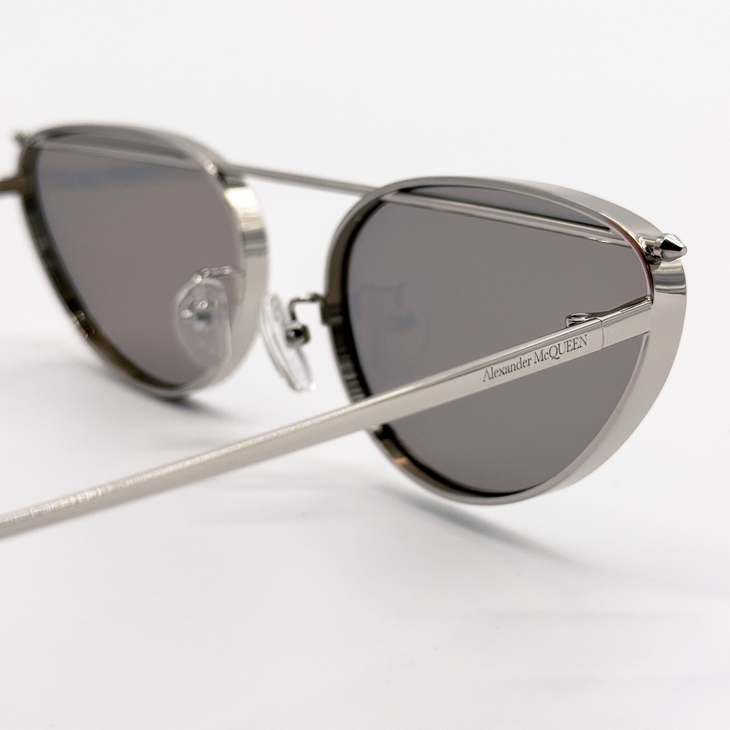 Alexander McQueen NEW ALEXANDER MCQUEEN AM0424S 004 SILVER WOMAN SUNGLASSES Size ONE SIZE - 5 Thumbnail