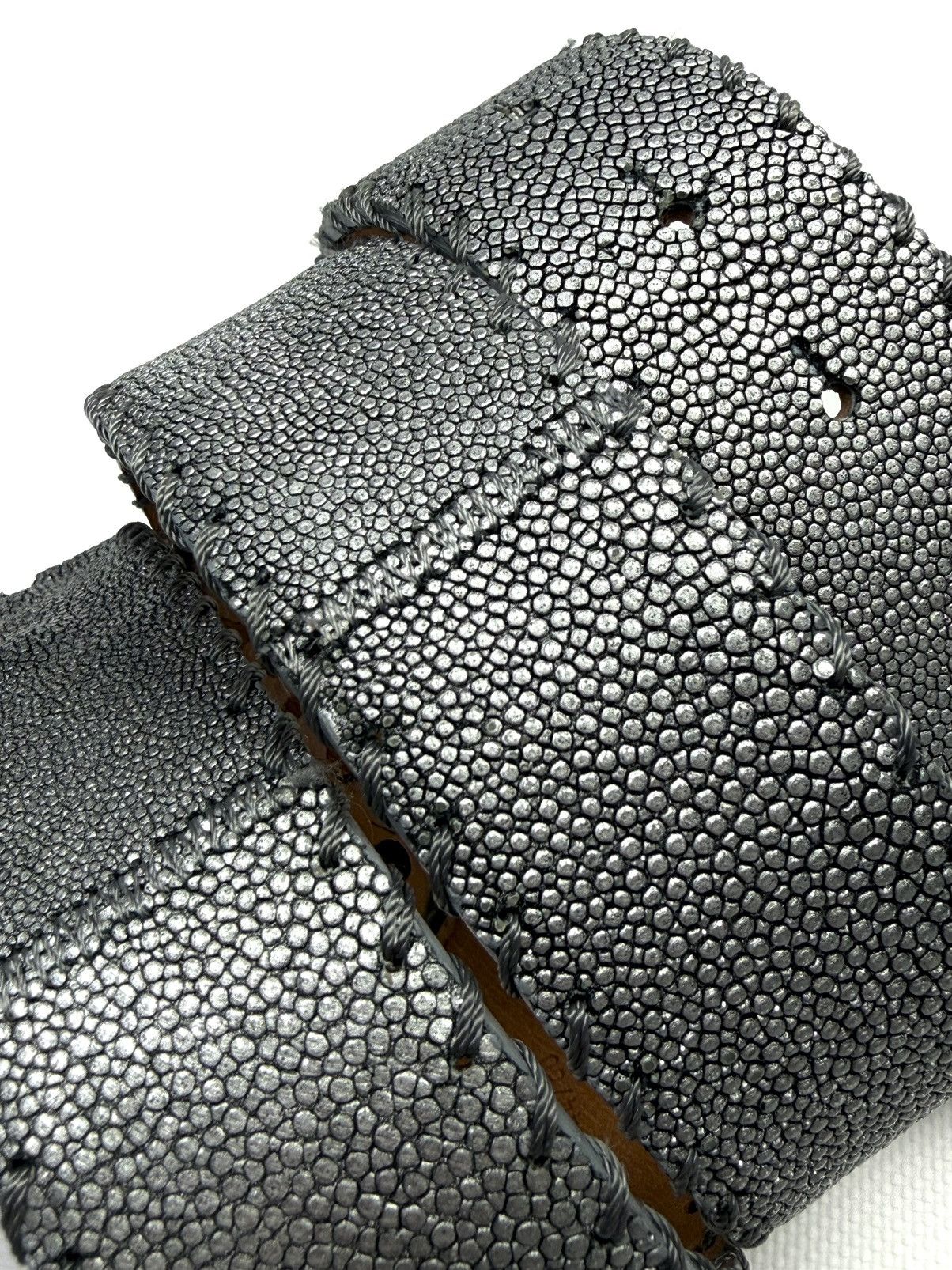Genuine Leather Y2K Reptile’s House Stingray Leather Belt Italy McBling Size 30 - 8 Thumbnail