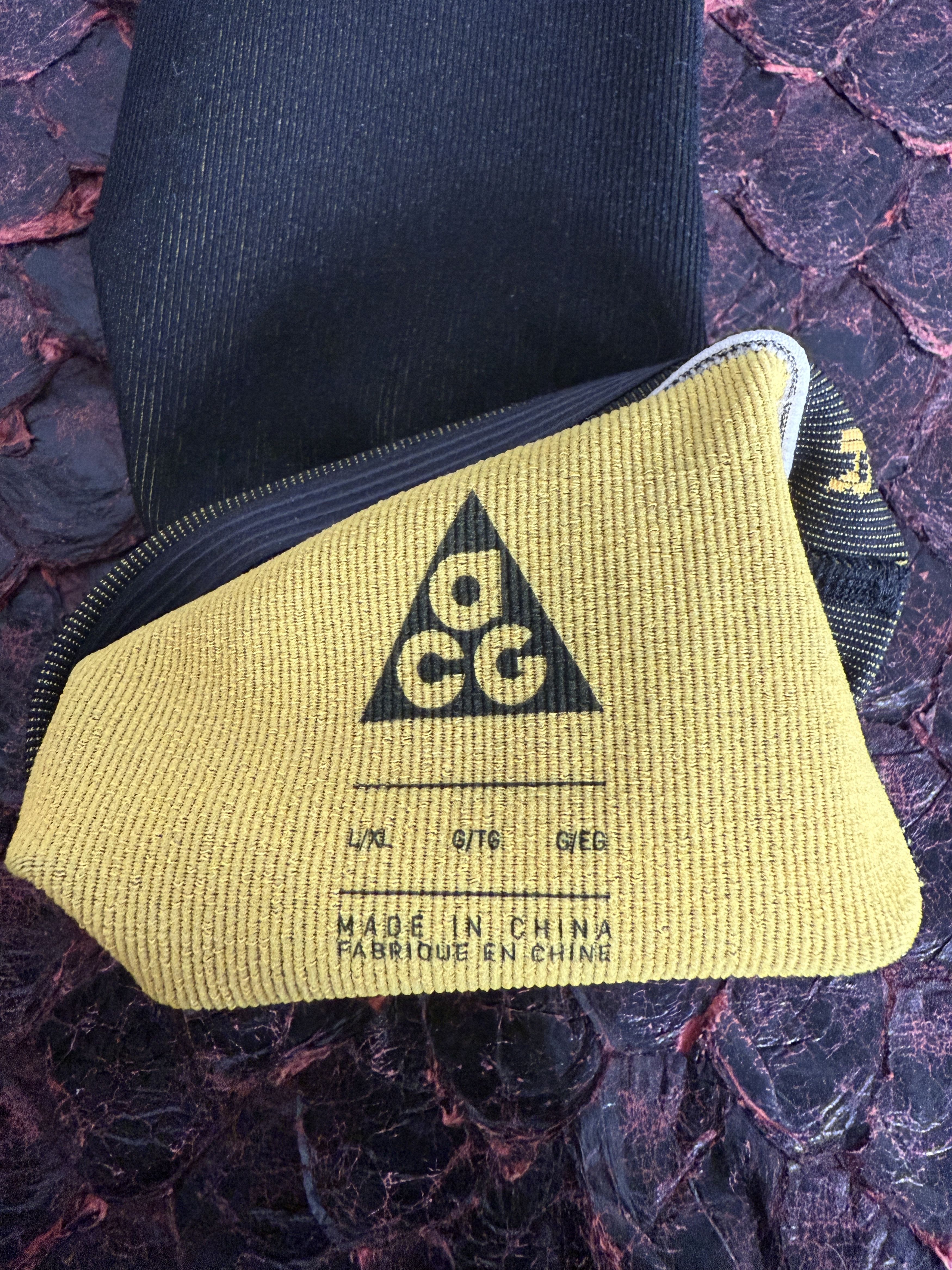 Nike ACG Errolson Hugh x Nike ACG NikeLab L/XL Arm Sleeve Size ONE SIZE - 10 Thumbnail