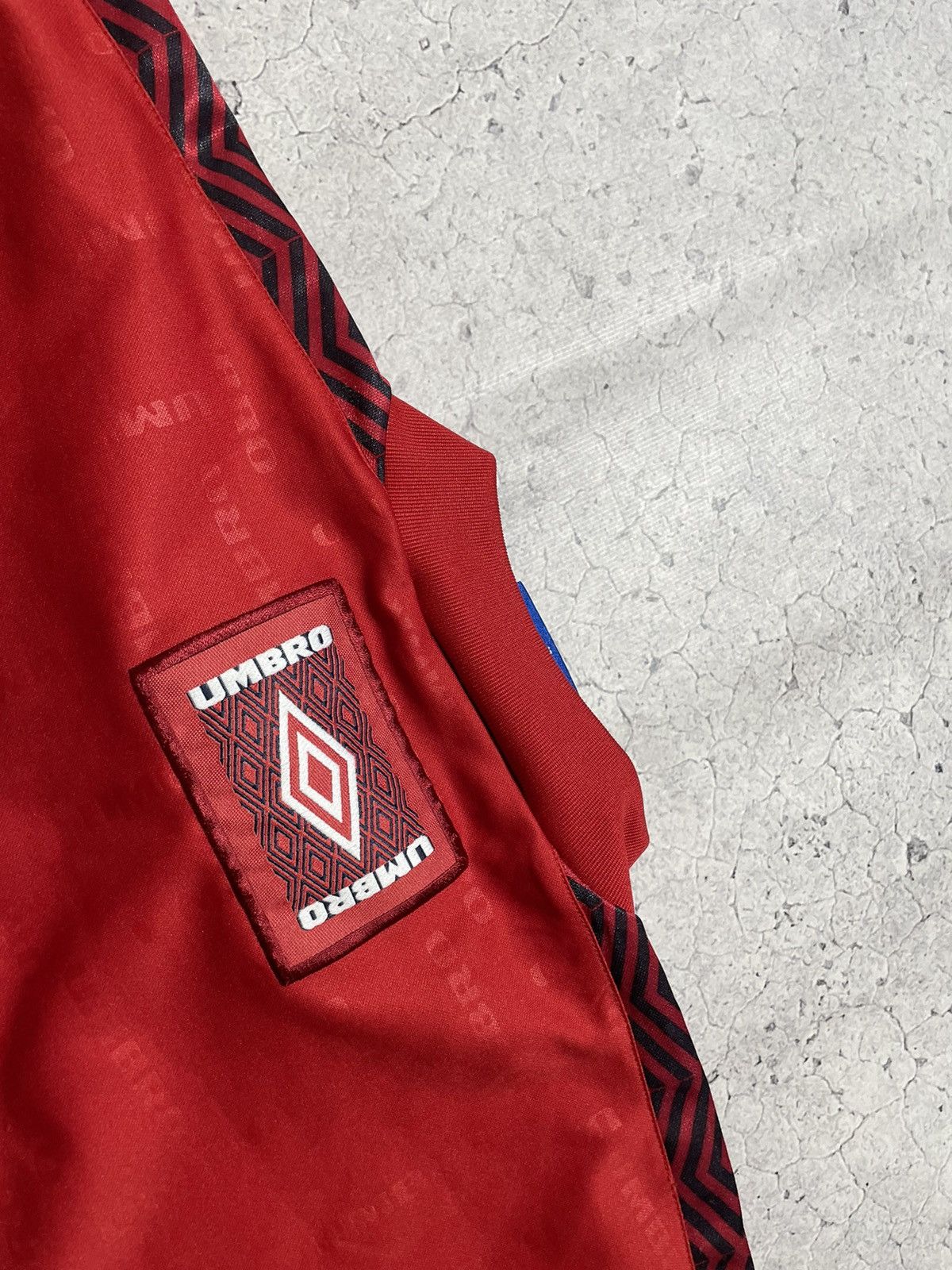 Umbro Vintage 90s Retro T-Shirt Stripes Umbro Big Logo Y2K Size US L / EU 52-54 / 3 - 11 Thumbnail