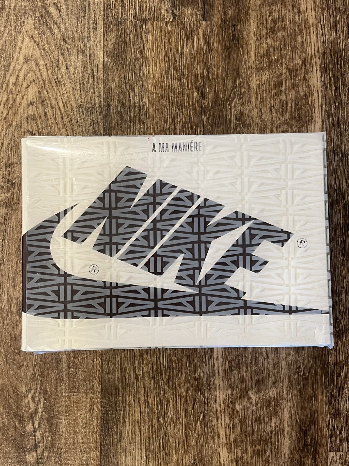 A Ma Maniere × Jordan Brand Jordan 1 Retro High OG x A Ma Maniére Size US 10.5 / EU 43-44 - 11 Thumbnail