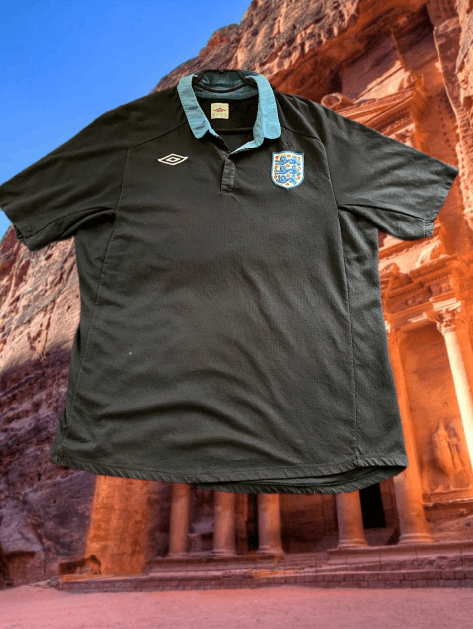 Umbro × Vintage Vintage Umbro England Soccer Jersey Polo T Shirt Size US M / EU 48-50 / 2 - 1 Thumbnail