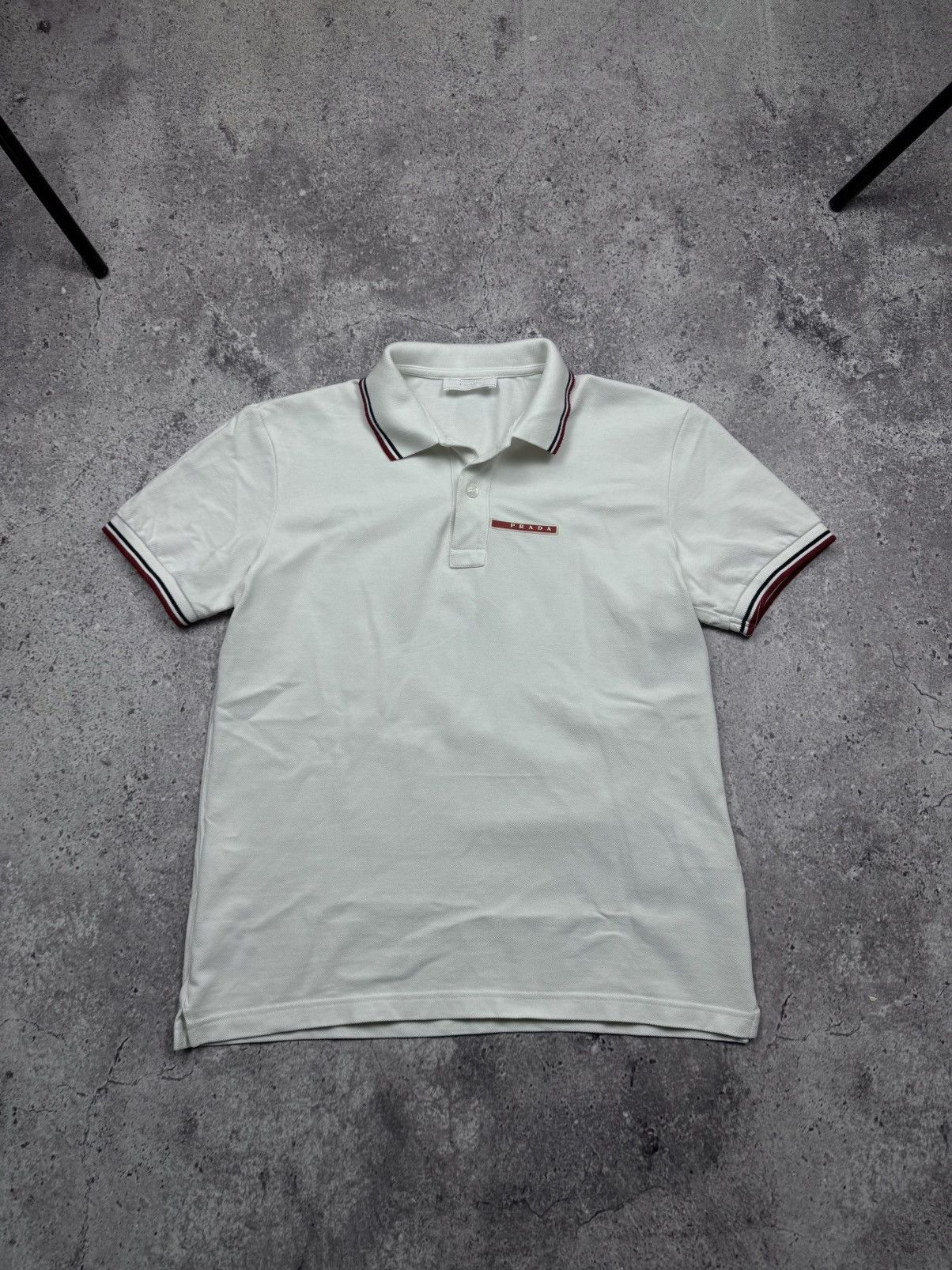 Prada Vintage Prada Red Tab Y2K Luxury Polo T Shirt Hype White Size US S / EU 44-46 / 1 - 1 Thumbnail