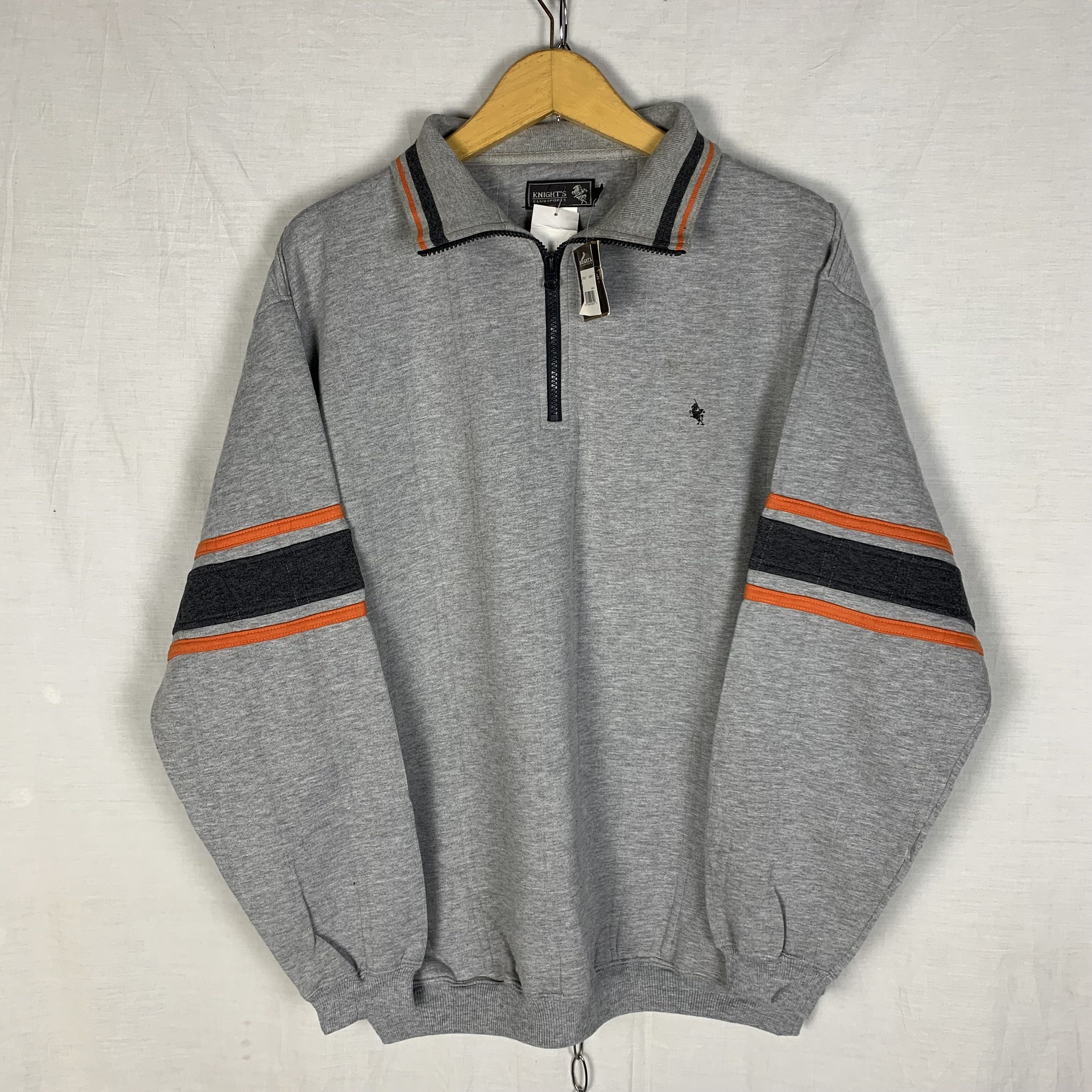 Vintage Vintage Knight's Clubsports Swetshirt Crewneck Size US M / EU 48-50 / 2 - 1 Thumbnail