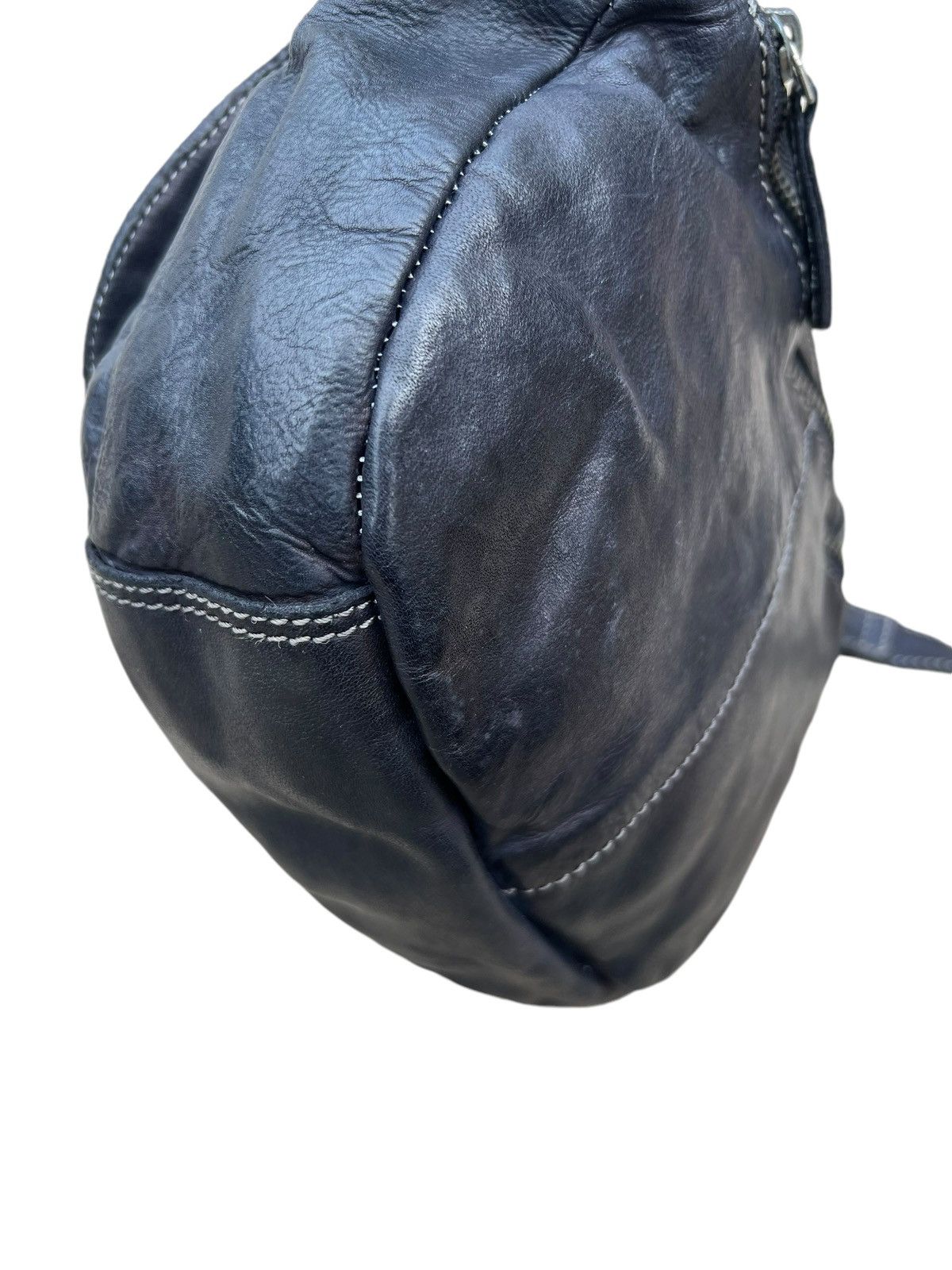 CLOSED Vintage CLOSED Discoloured Patina Leather Studded Bag Sling Size ONE SIZE - 14 Thumbnail