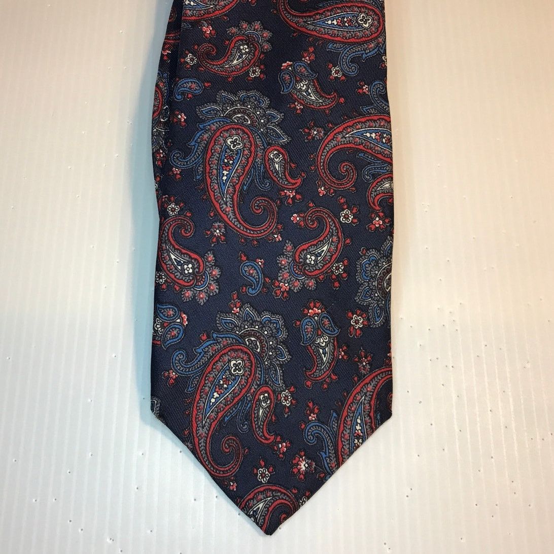 Other Liberty of London by Berkeley Vintage Paisley Silk Necktie Size ONE SIZE - 1 Thumbnail