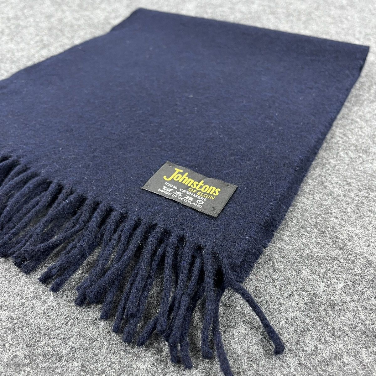 Johnstons Of Elgin Johnstons Of Elgin Scarf / Muffler / Neckwear T1176 Size ONE SIZE - 4 Thumbnail