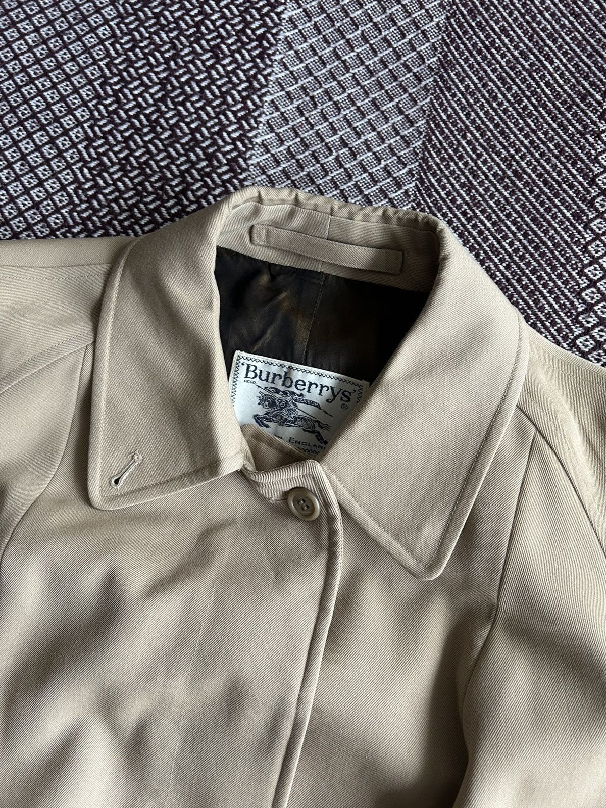 Burberry Vintage Burberrys 90s Heavy Trench Coat Mens Solid Style Size US XL / EU 56 / 4 - 6 Thumbnail
