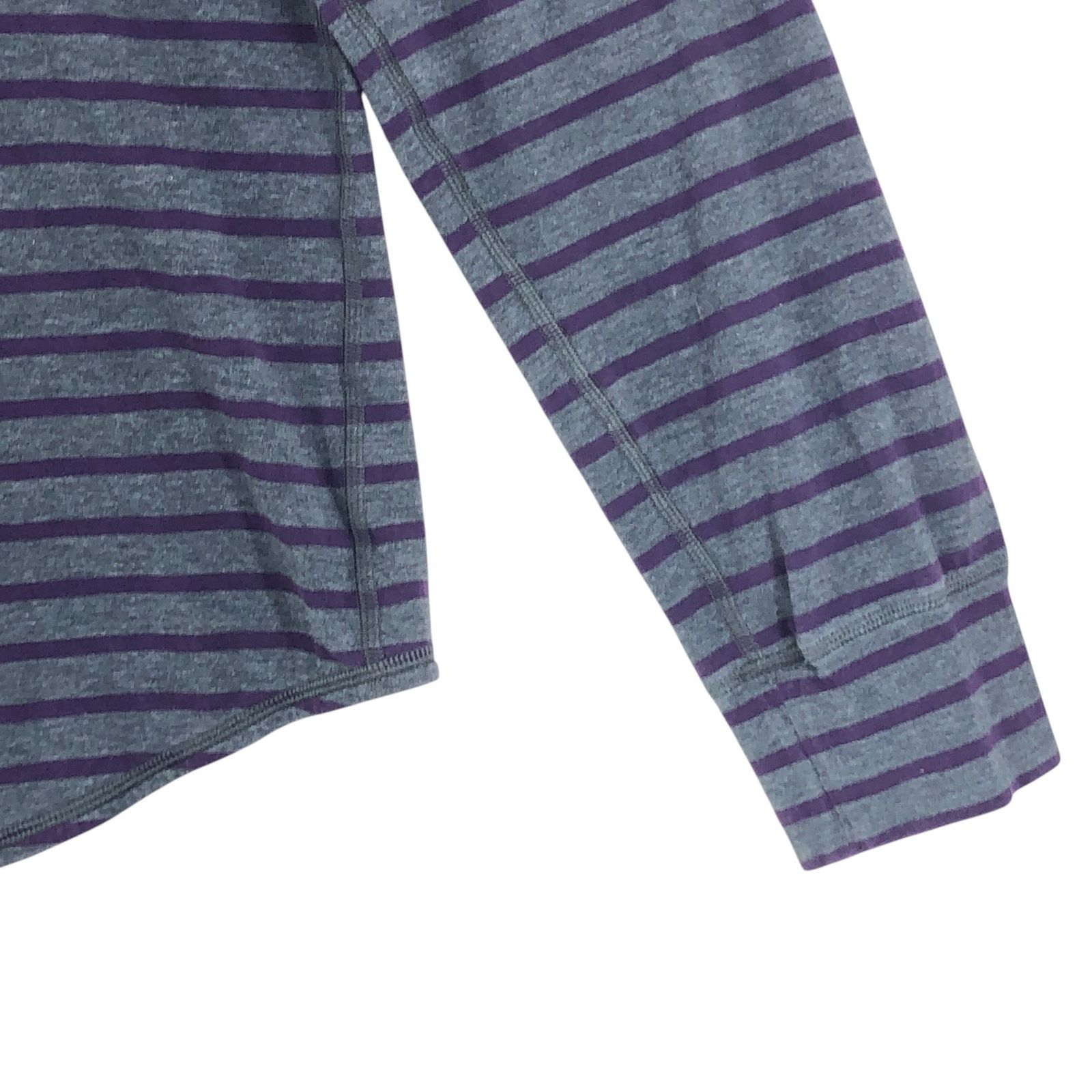 Lululemon Lululemon Size L Shirt Henley Long Sleeve Stripe Gray Purple Size US L / EU 52-54 / 3 - 12 Thumbnail