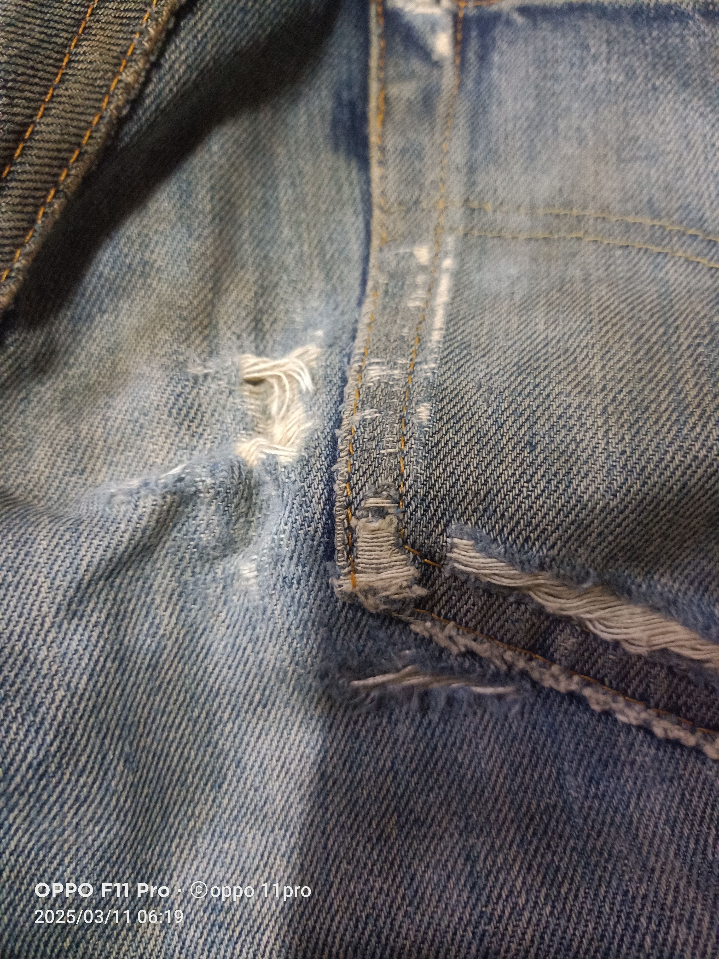4GSELLER × Levi's Vintage Clothing Levis Vintage Clothing 551Z XX Trashed Red Selvedge Size US 30 / EU 46 - 19 Thumbnail